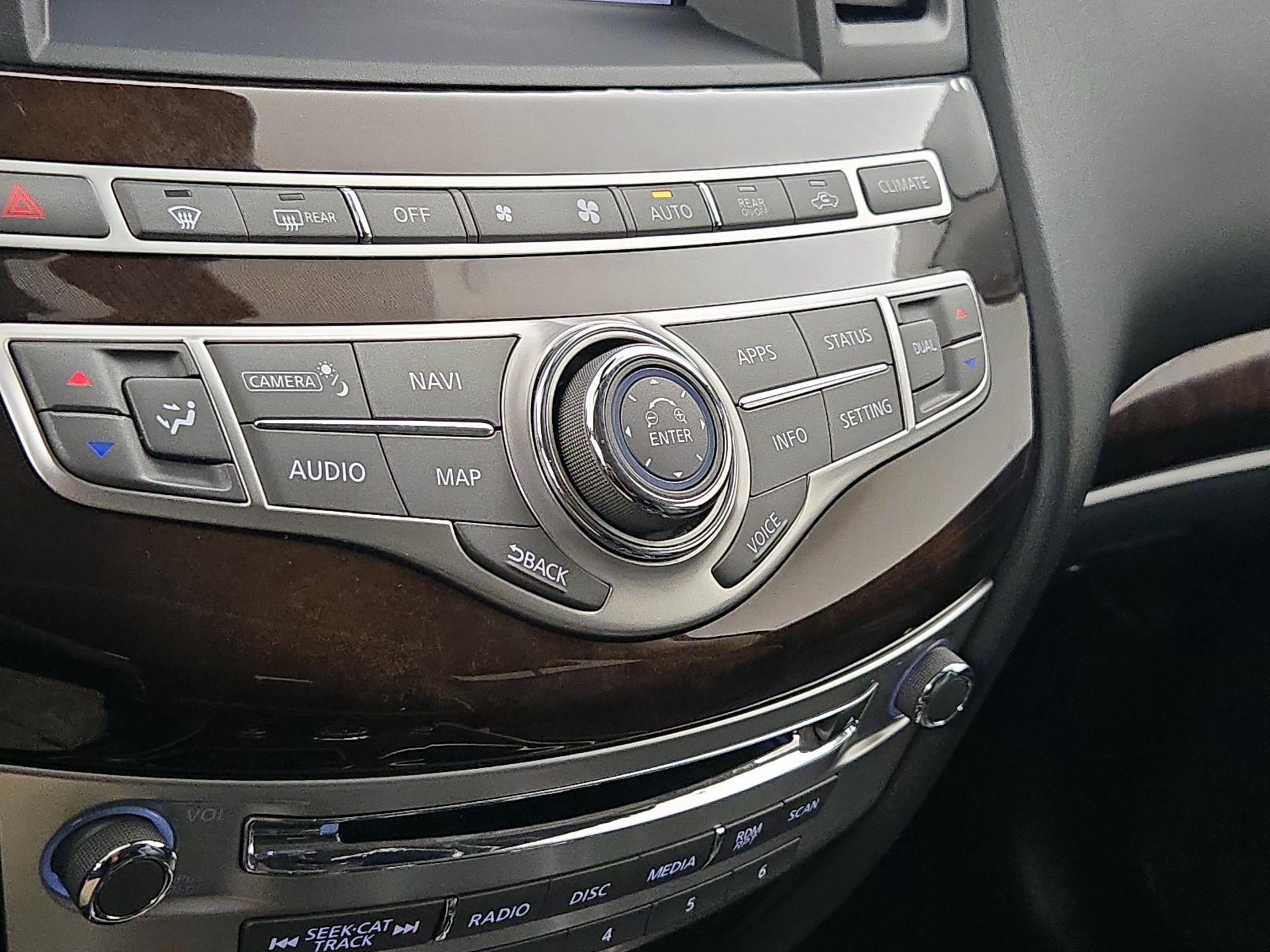 Thumbnail: 2017 INFINITI QX60 - 17