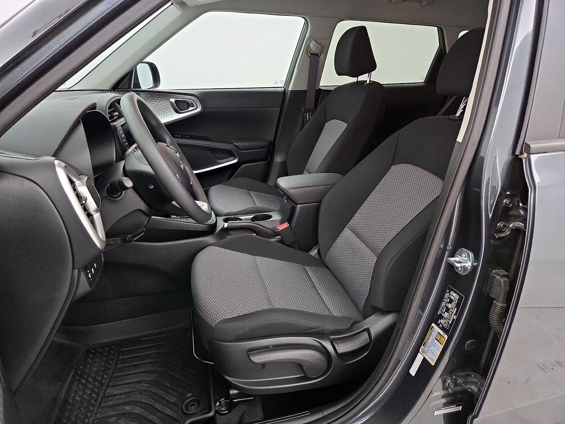 Thumbnail: 2023 Kia Soul - 11
