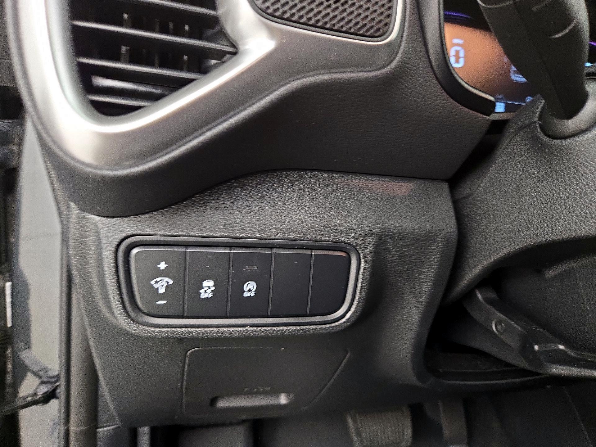 Thumbnail: 2023 Kia Soul - 13