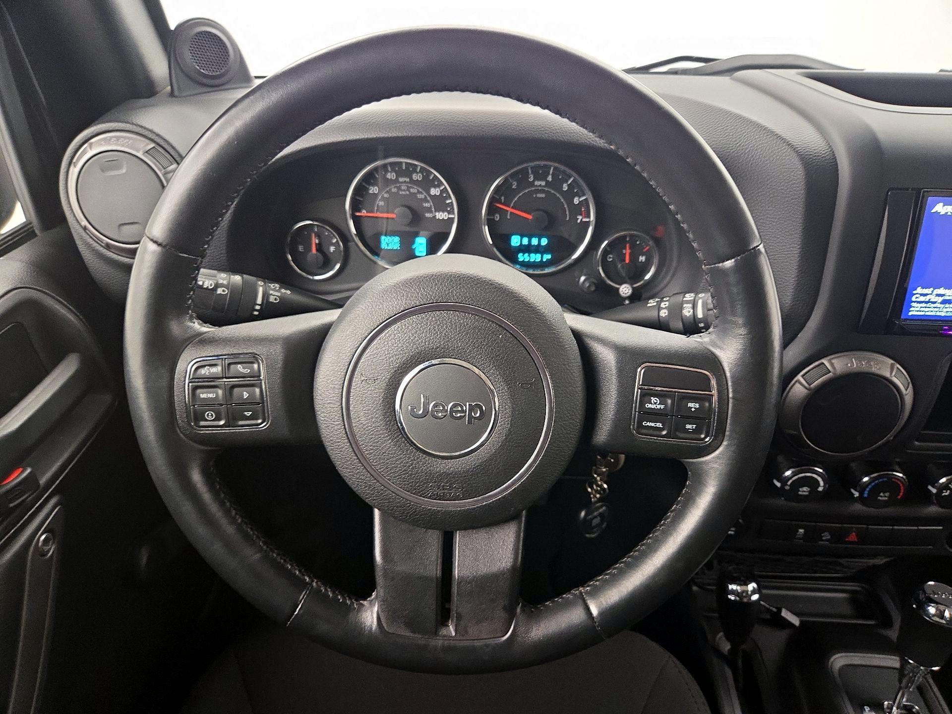 Thumbnail: 2014 Jeep Wrangler - 10
