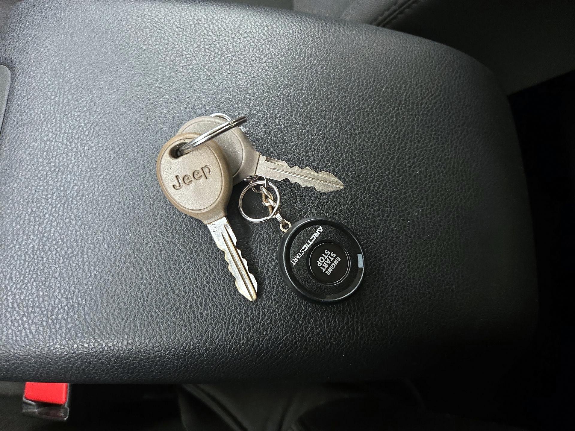 Thumbnail: 2014 Jeep Wrangler - 20