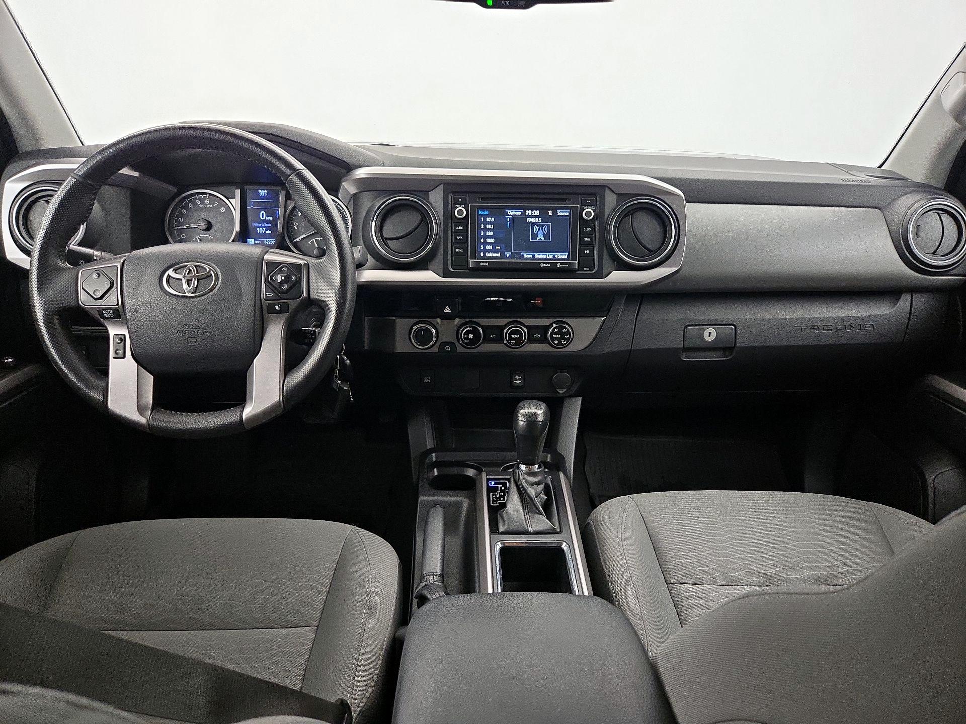 Thumbnail: 2017 Toyota Tacoma - 9