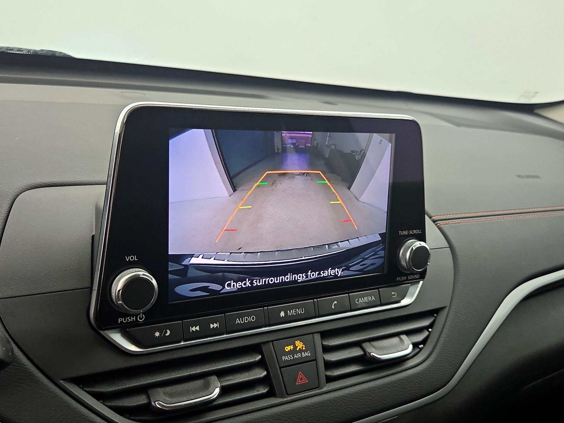 Thumbnail: 2020 Nissan Altima - 14