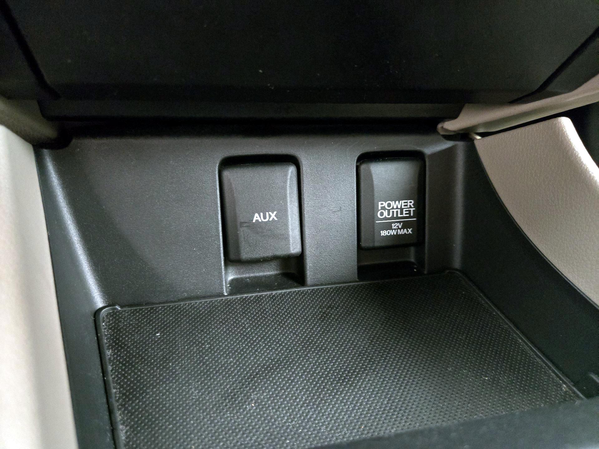 Thumbnail: 2013 Honda Civic - 18