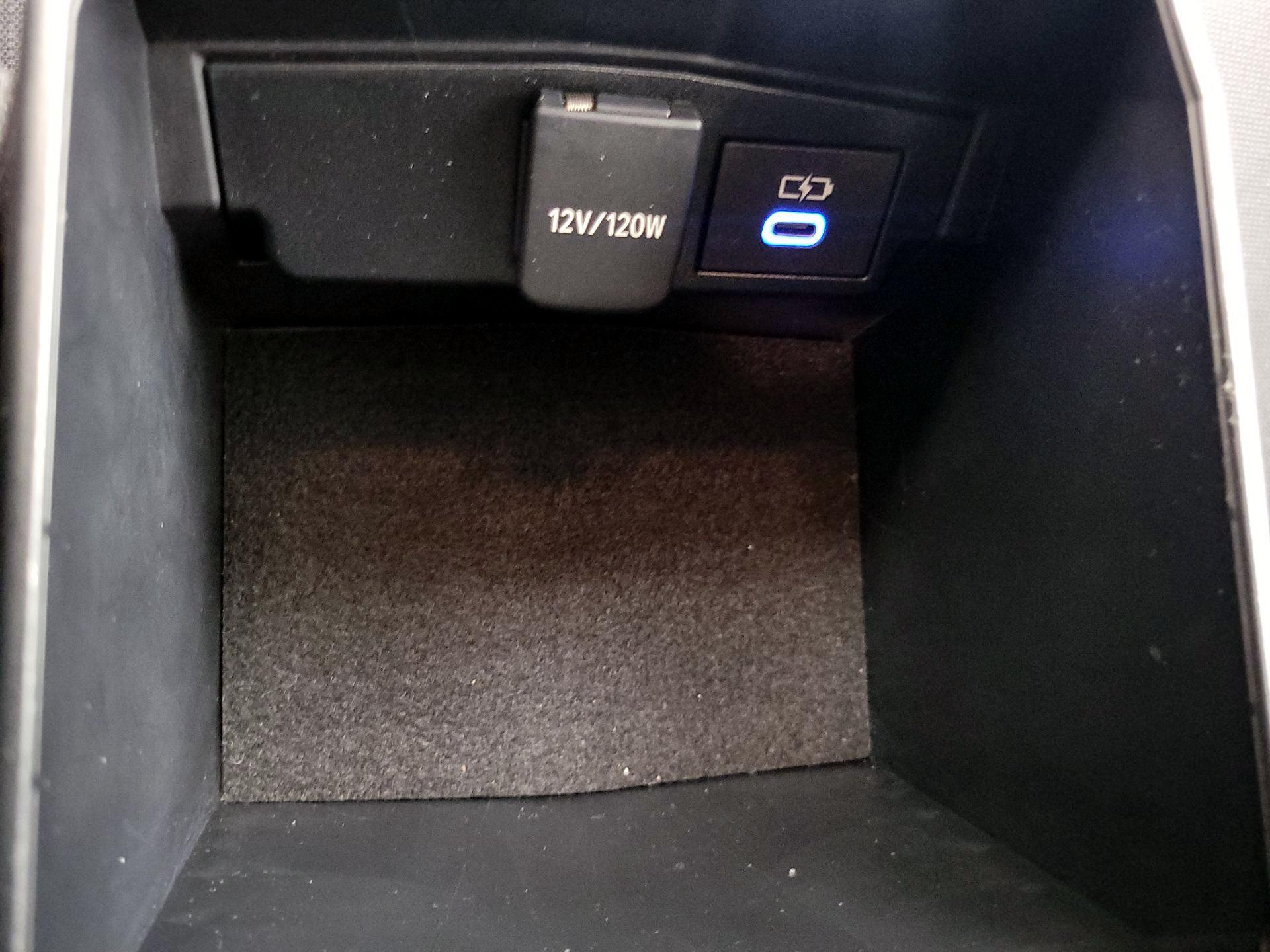 Thumbnail: 2022 Toyota Corolla - 18