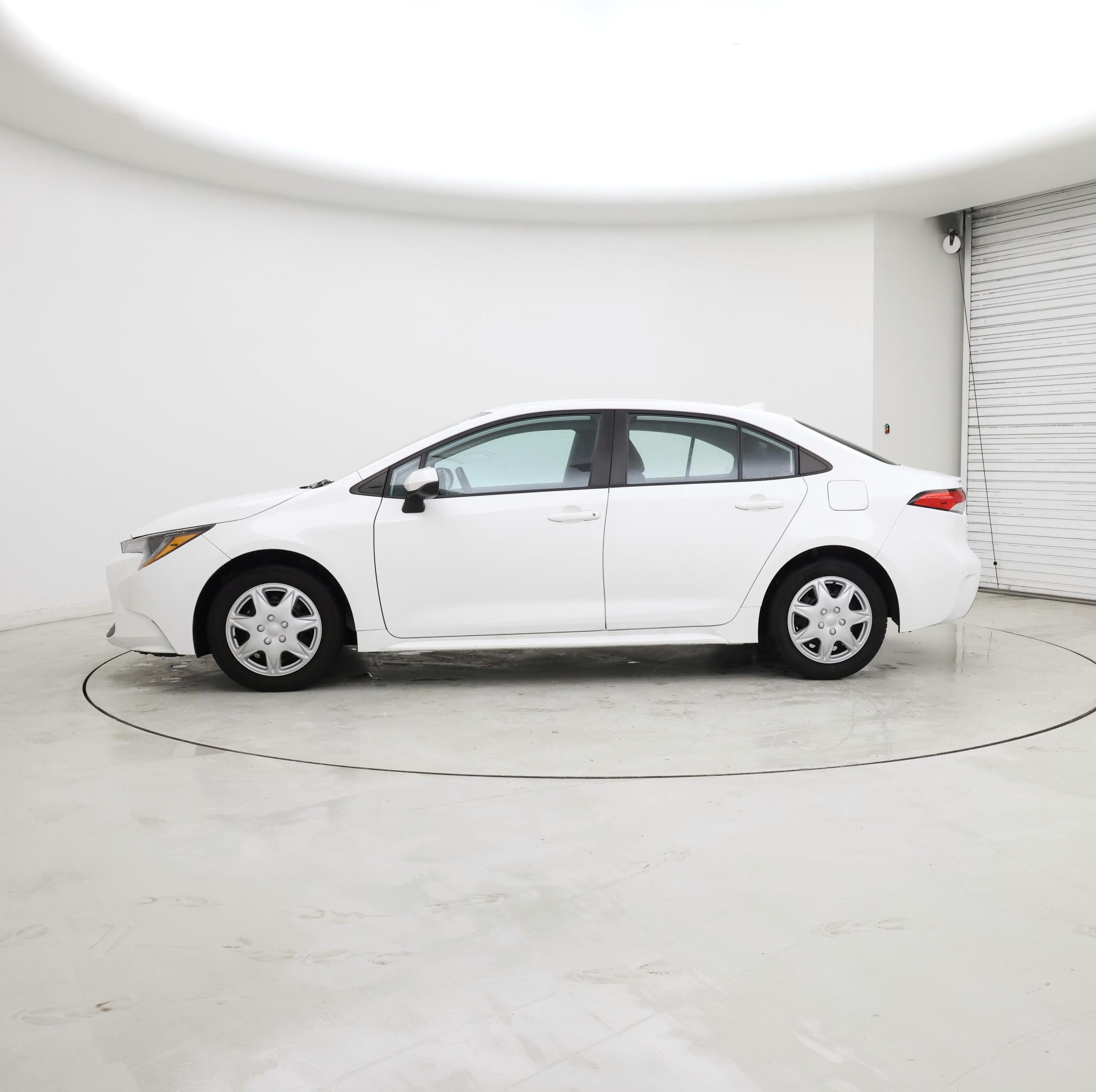 Thumbnail: 2022 Toyota Corolla - 3