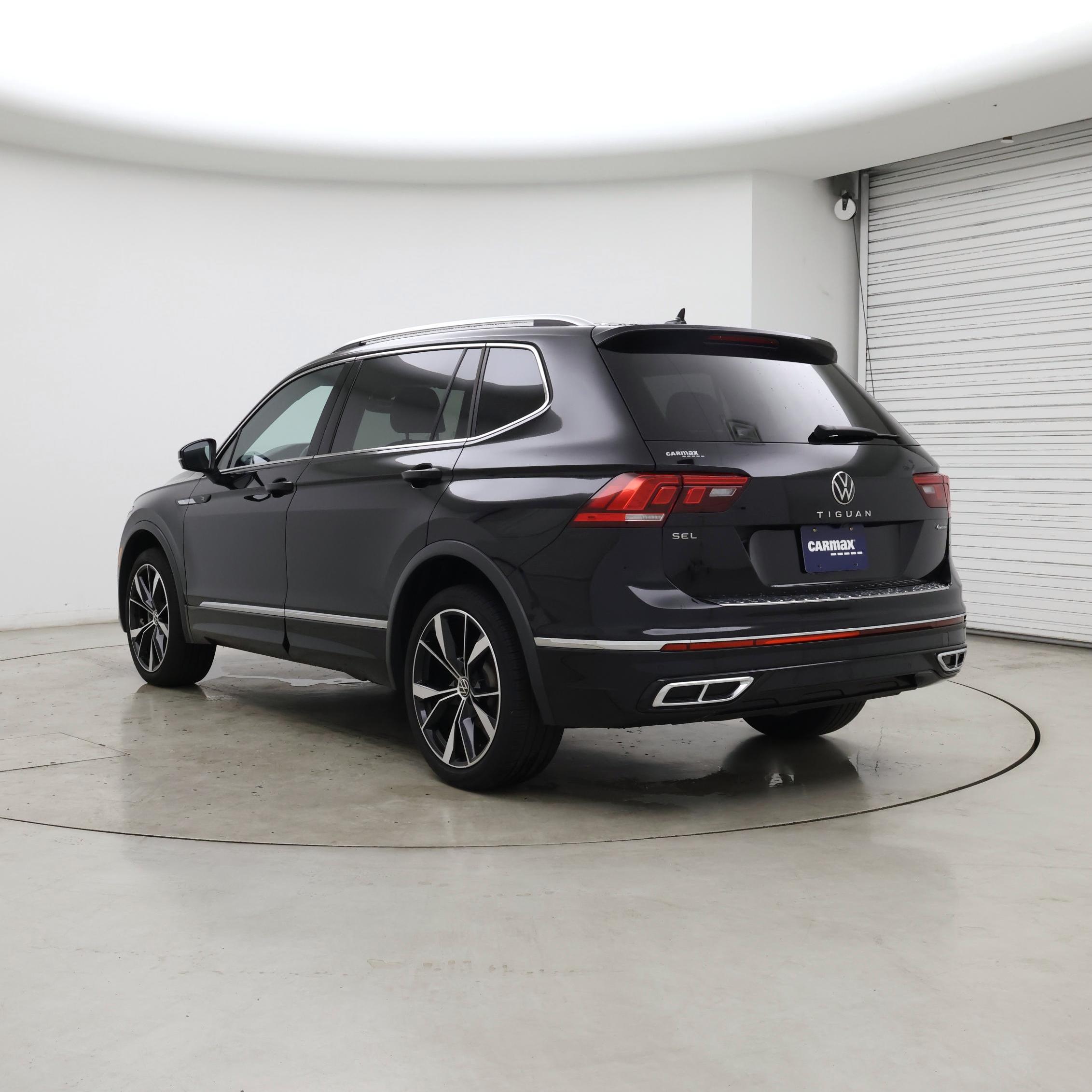 Thumbnail: 2022 Volkswagen Tiguan - 2