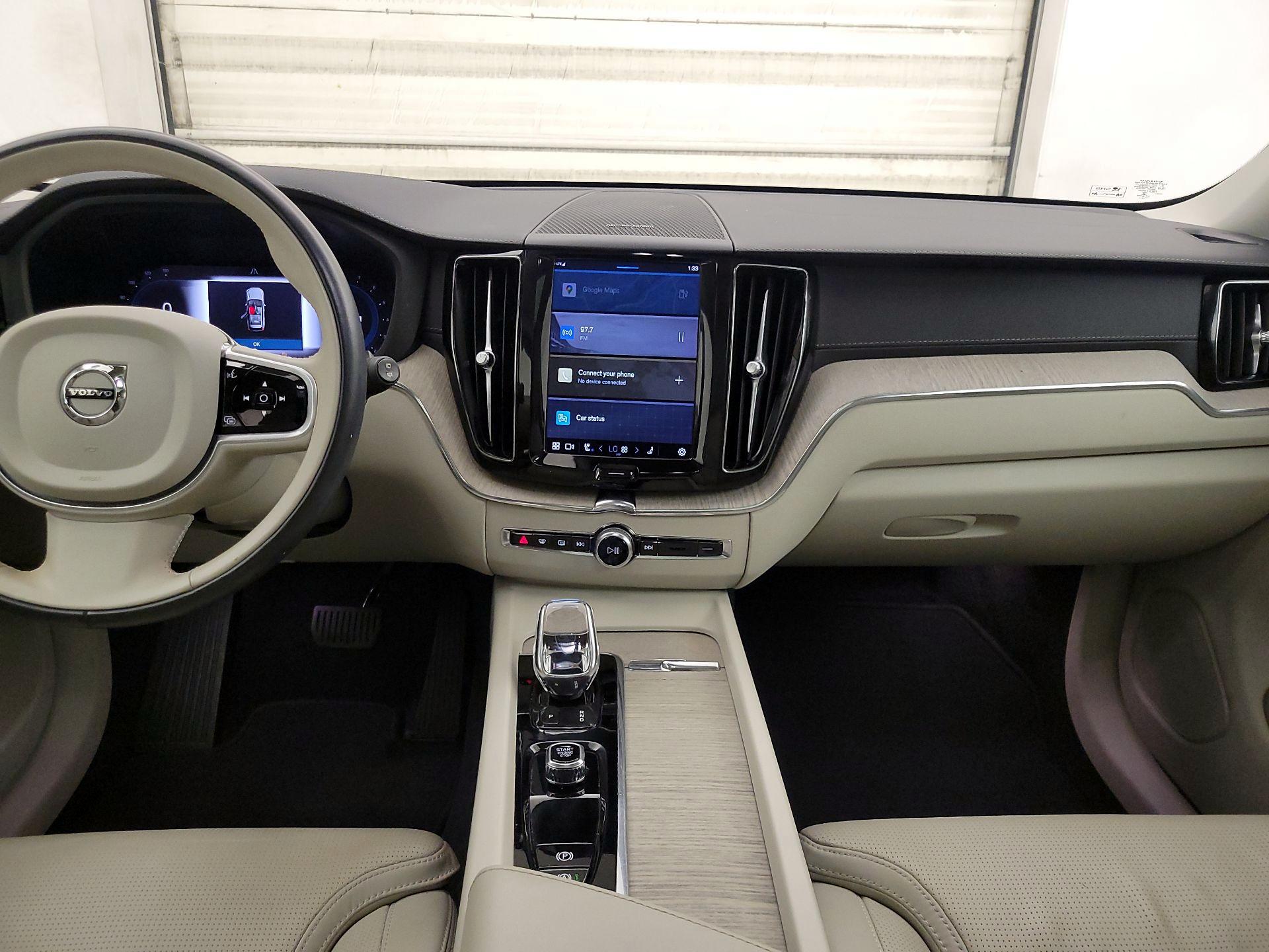 Thumbnail: 2022 Volvo XC60 - 9