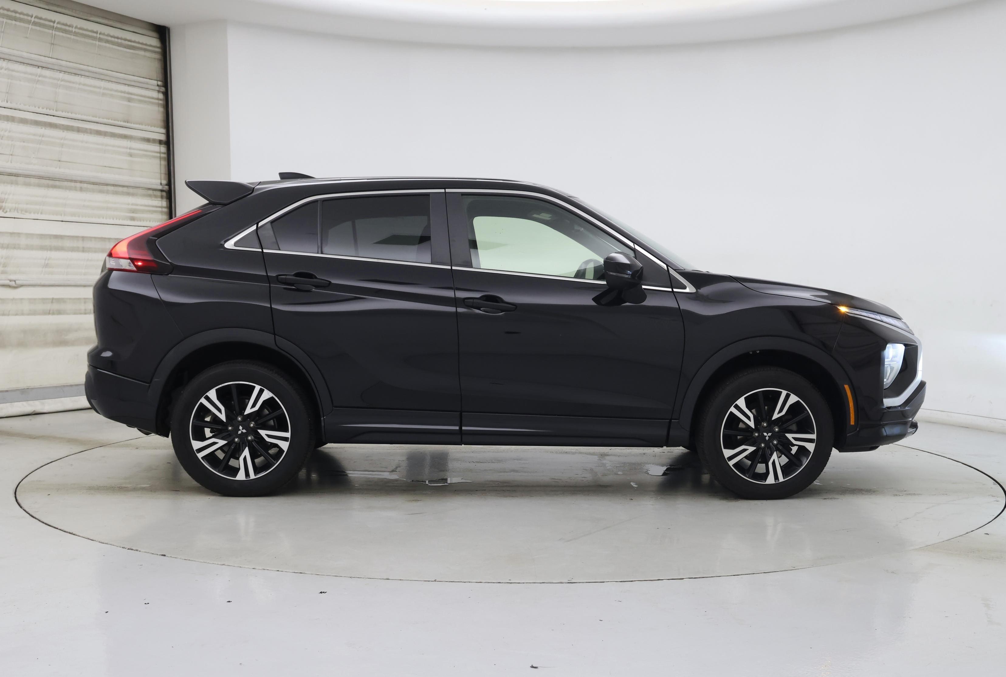 Thumbnail: 2023 Mitsubishi Eclipse Cross - 7
