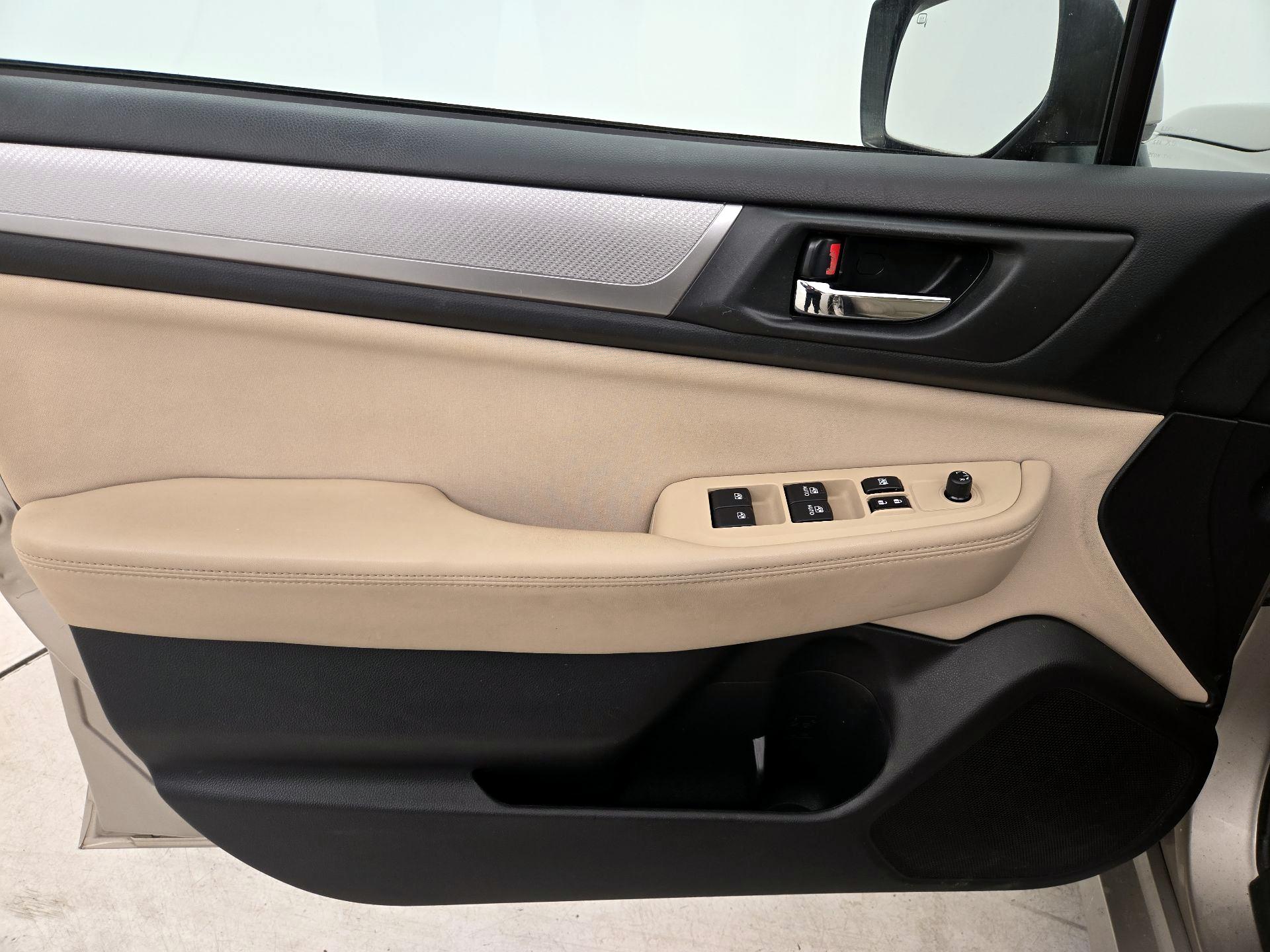 Thumbnail: 2015 Subaru Legacy - 12