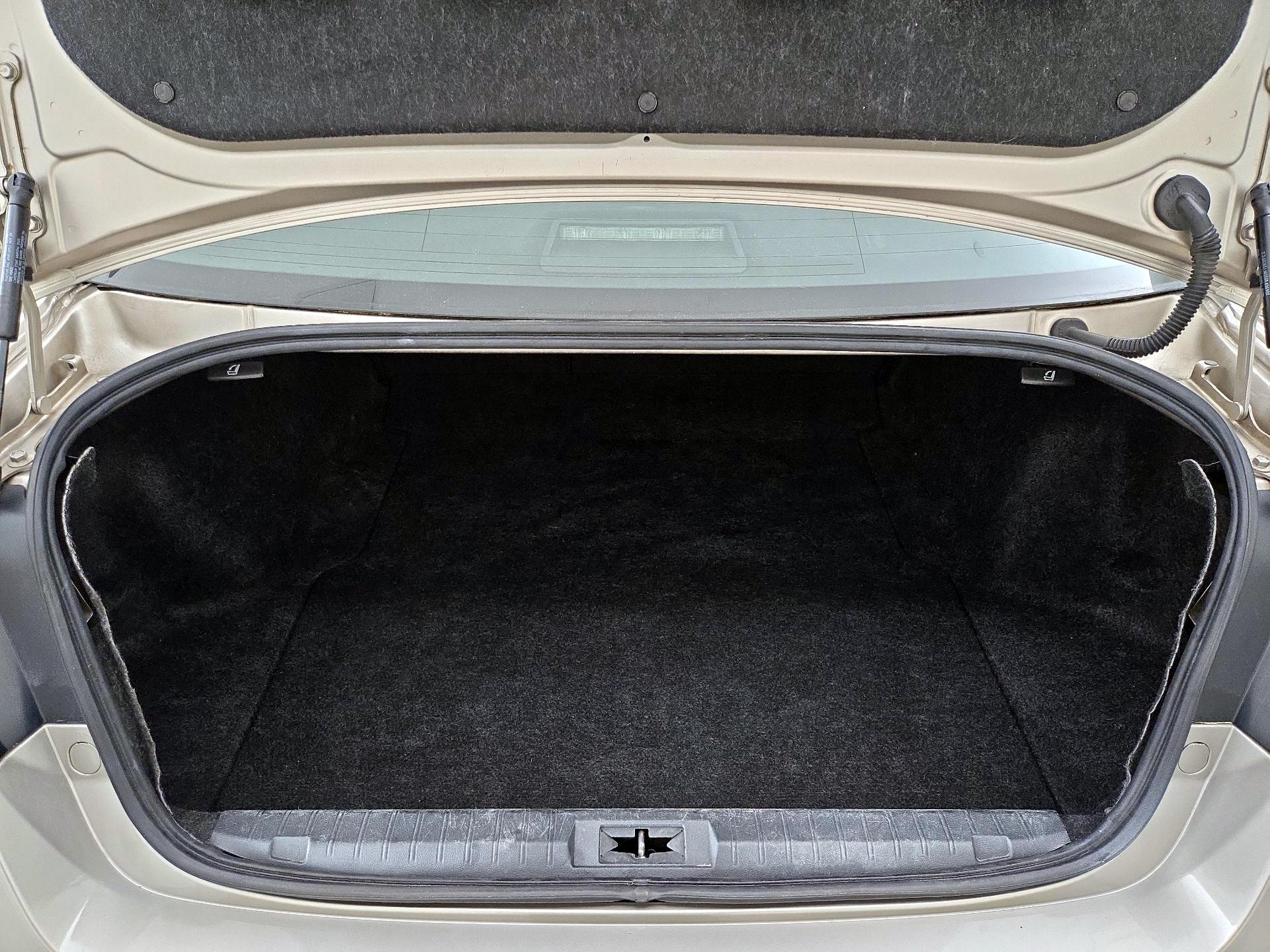 Thumbnail: 2015 Subaru Legacy - 19