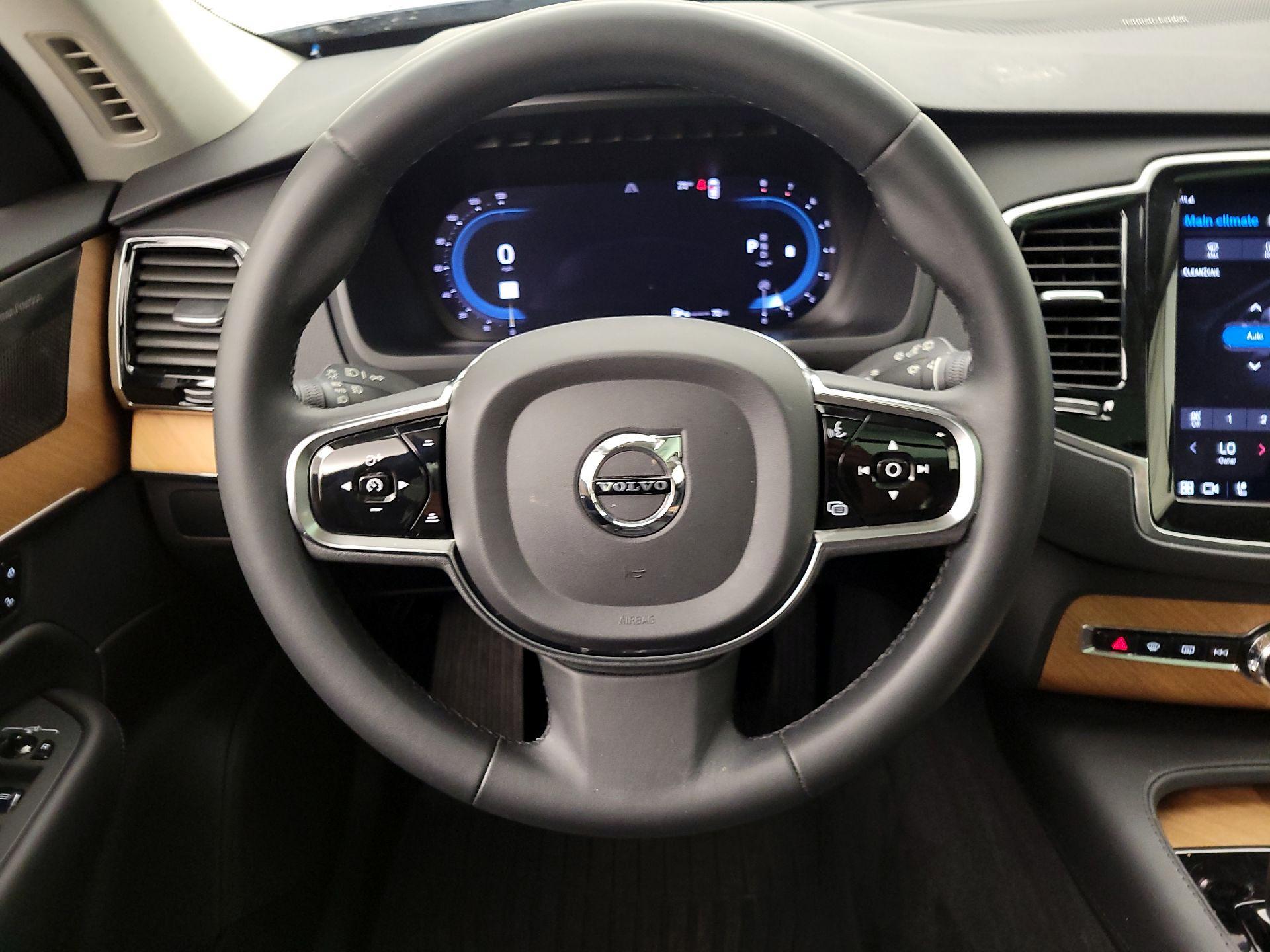 Thumbnail: 2024 Volvo XC90 - 10