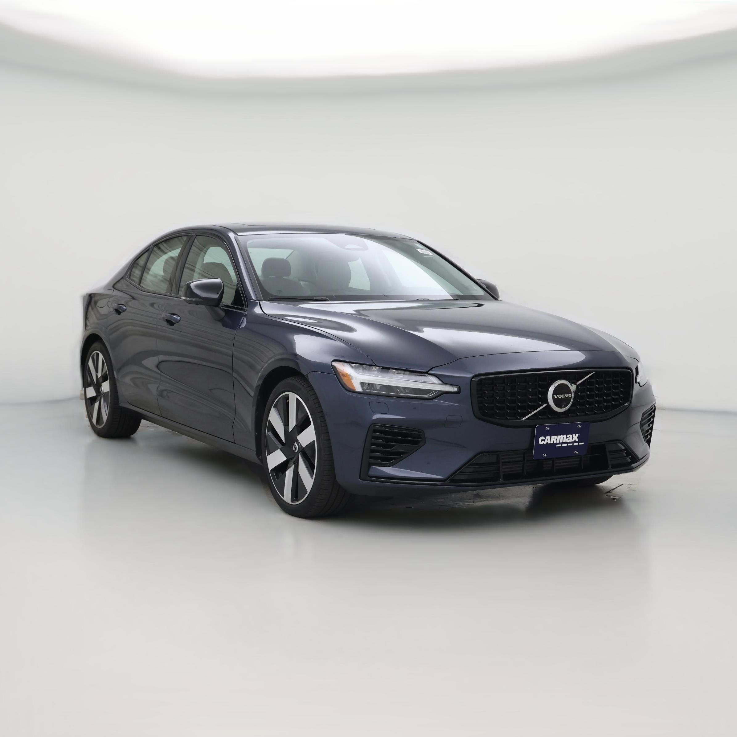 Thumbnail: 2024 Volvo S60 - 1