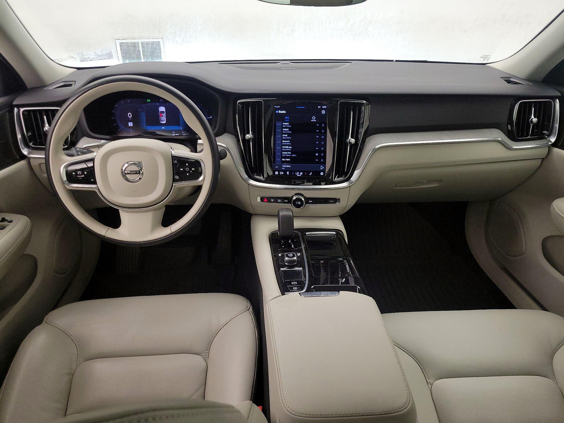 Thumbnail: 2024 Volvo S60 - 9