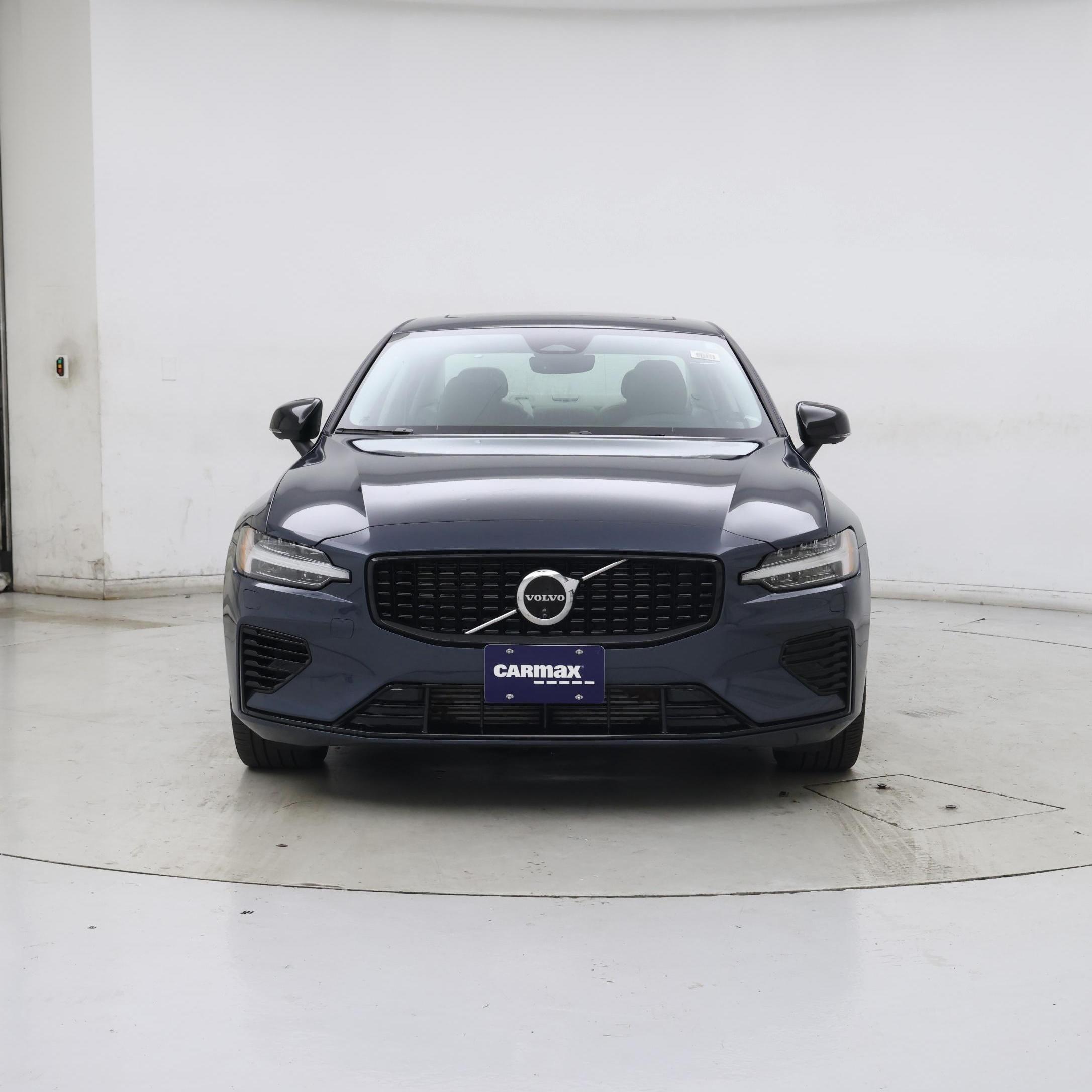 Thumbnail: 2024 Volvo S60 - 5