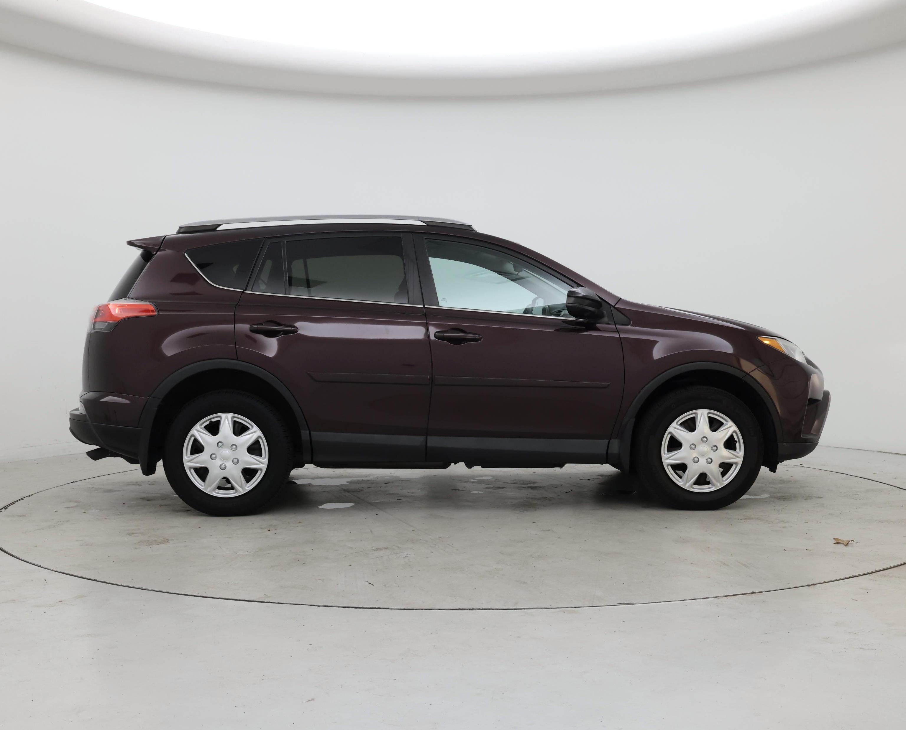 Thumbnail: 2017 Toyota RAV4 - 7