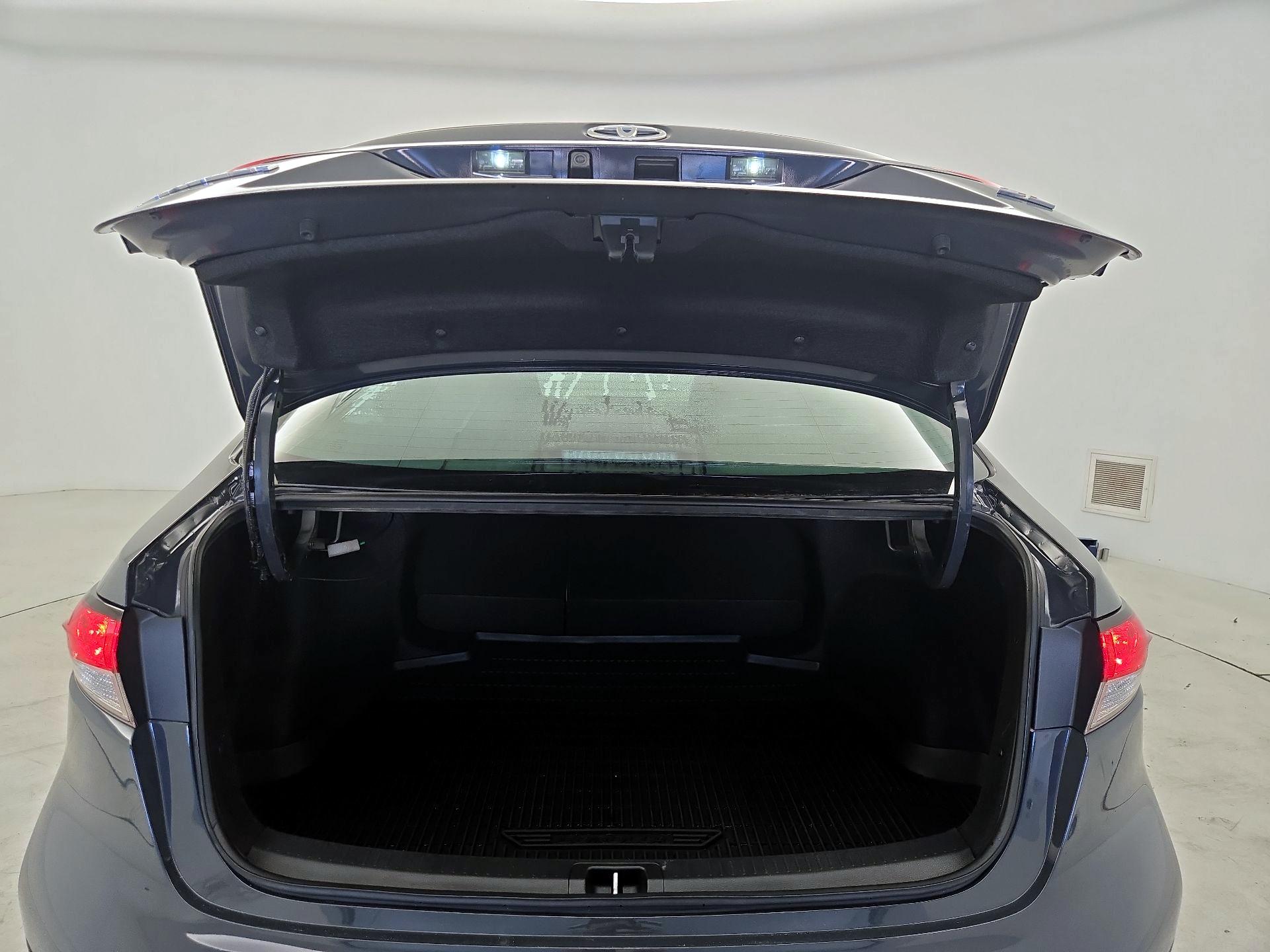 Thumbnail: 2024 Toyota Corolla - 20