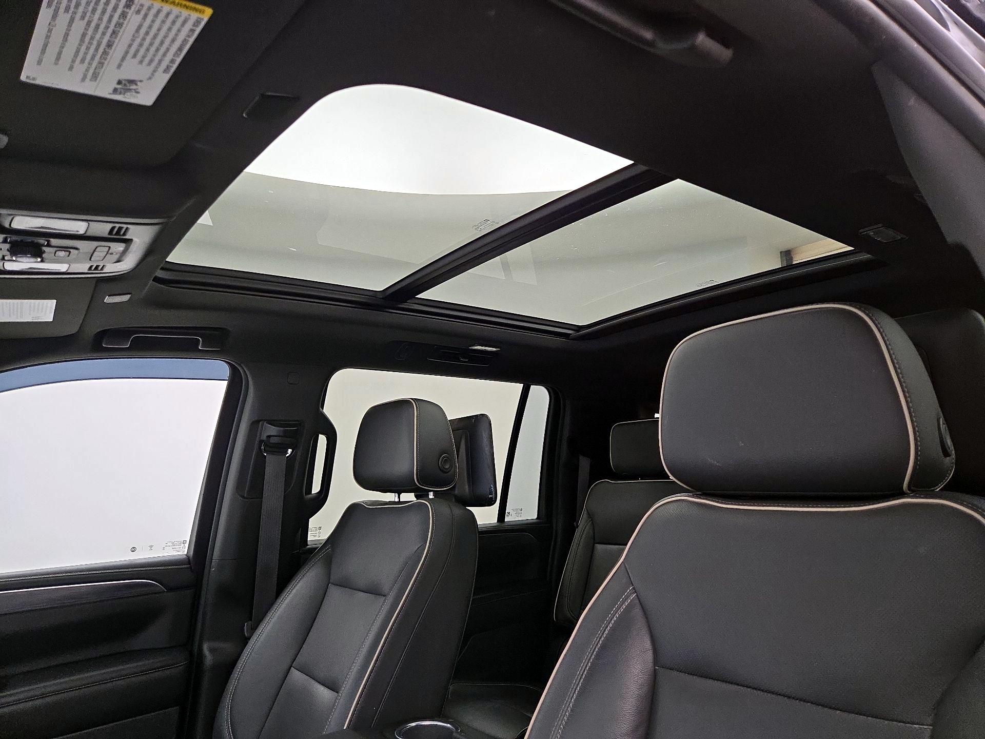 Thumbnail: 2021 GMC Yukon XL - 20