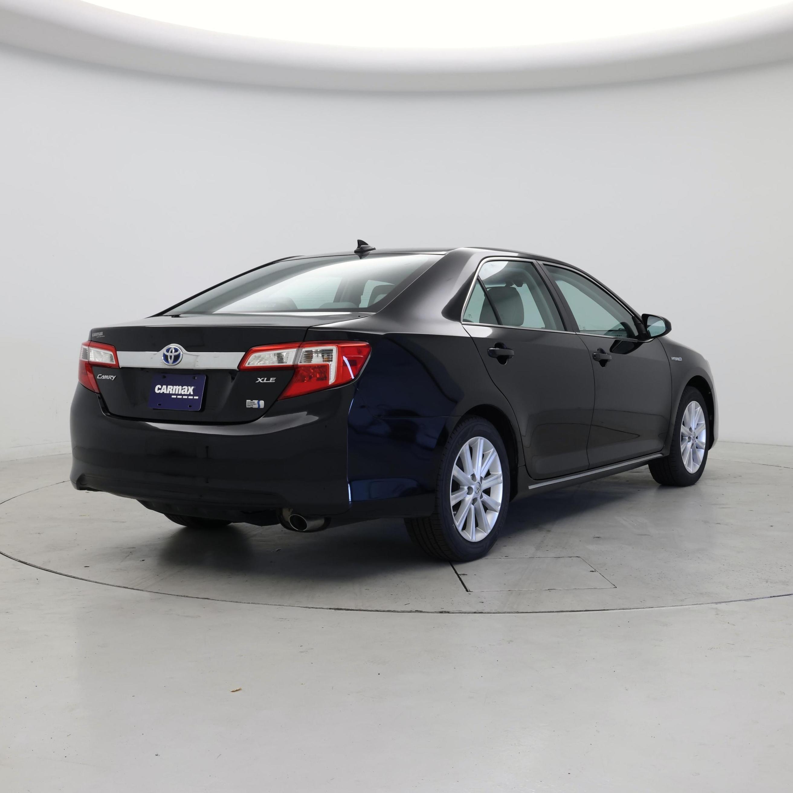 Thumbnail: 2014 Toyota Camry - 8