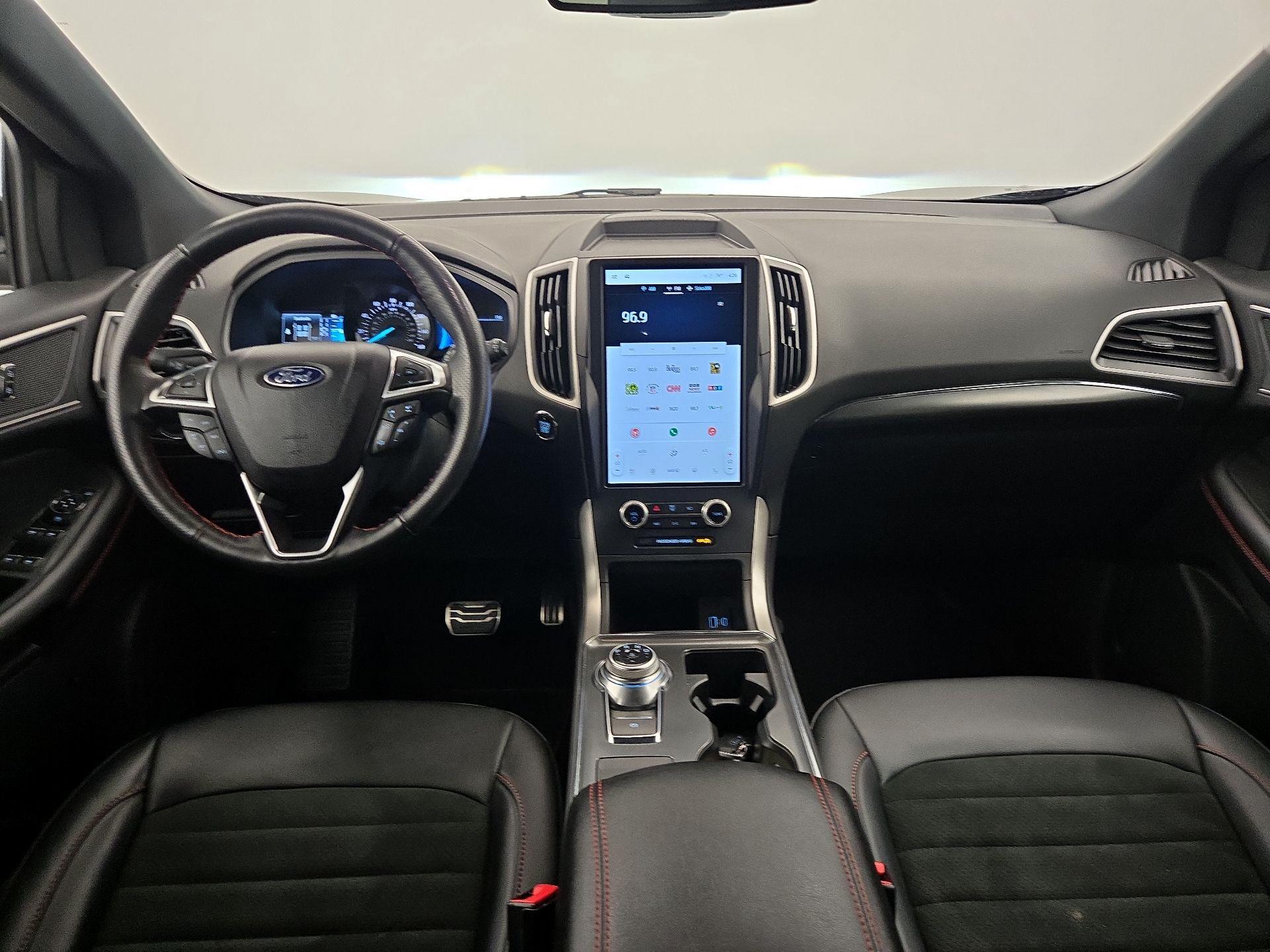 Thumbnail: 2023 Ford Edge - 9