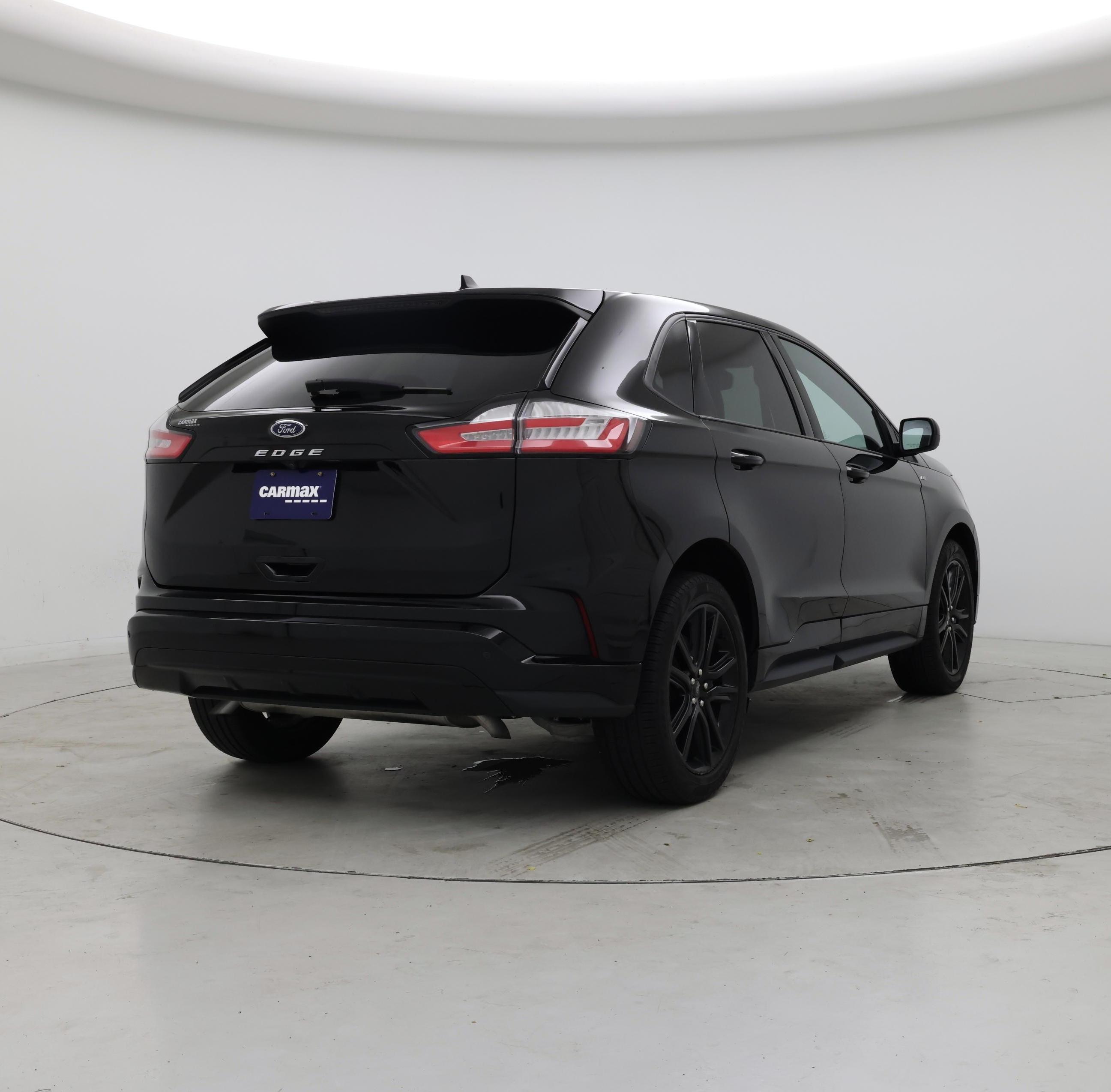 Thumbnail: 2023 Ford Edge - 8