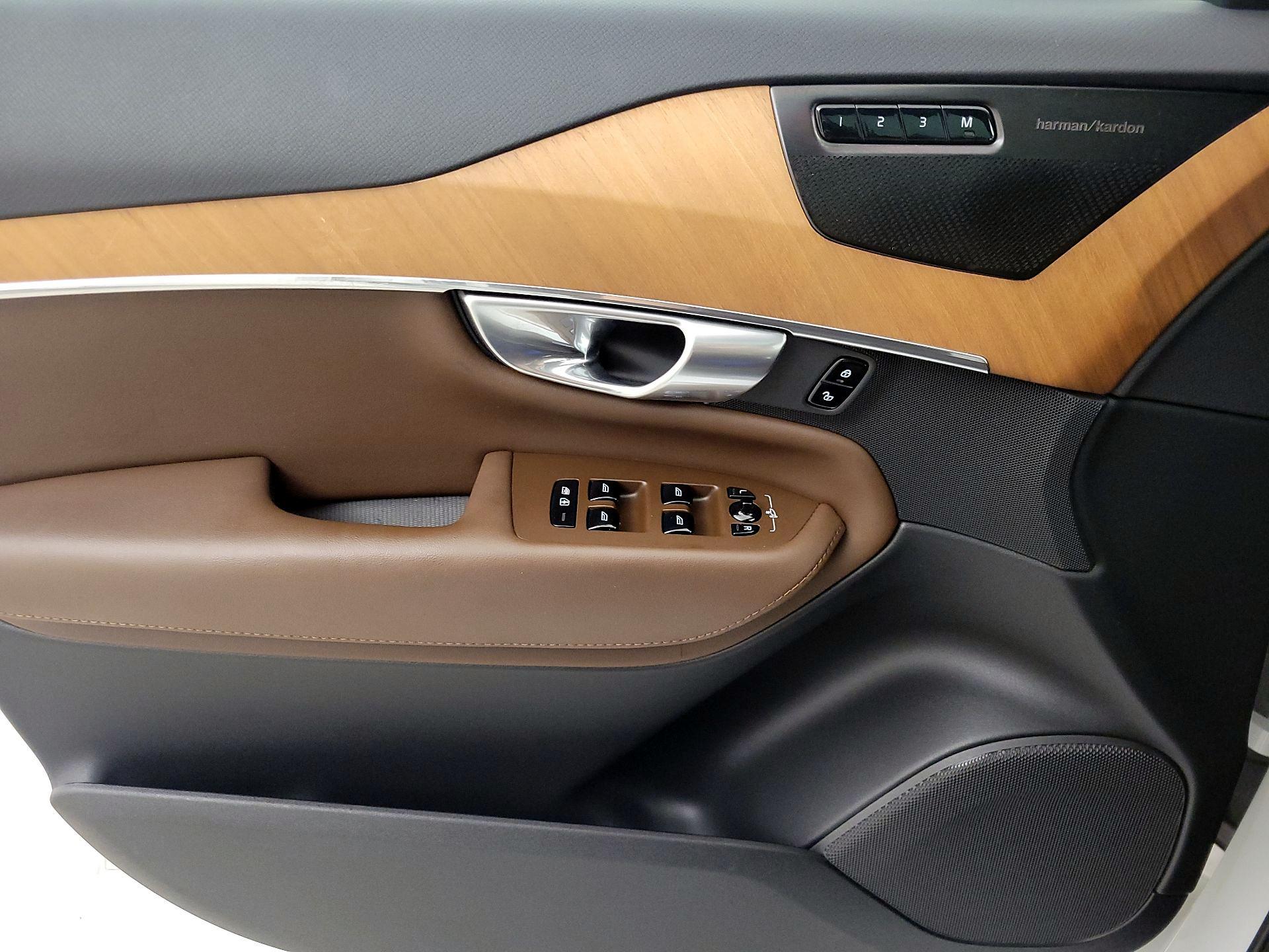 Thumbnail: 2024 Volvo XC90 - 12