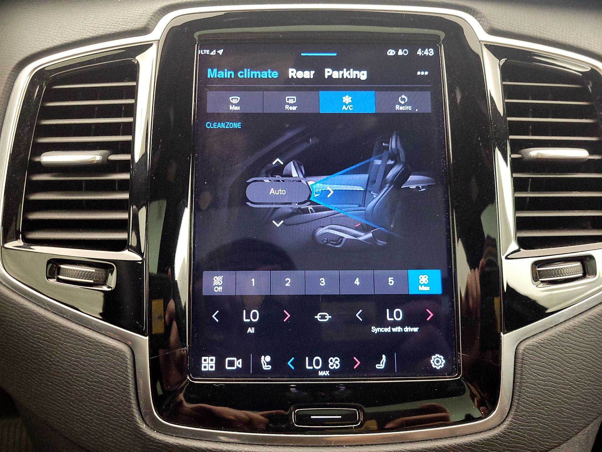 Thumbnail: 2024 Volvo XC90 - 17