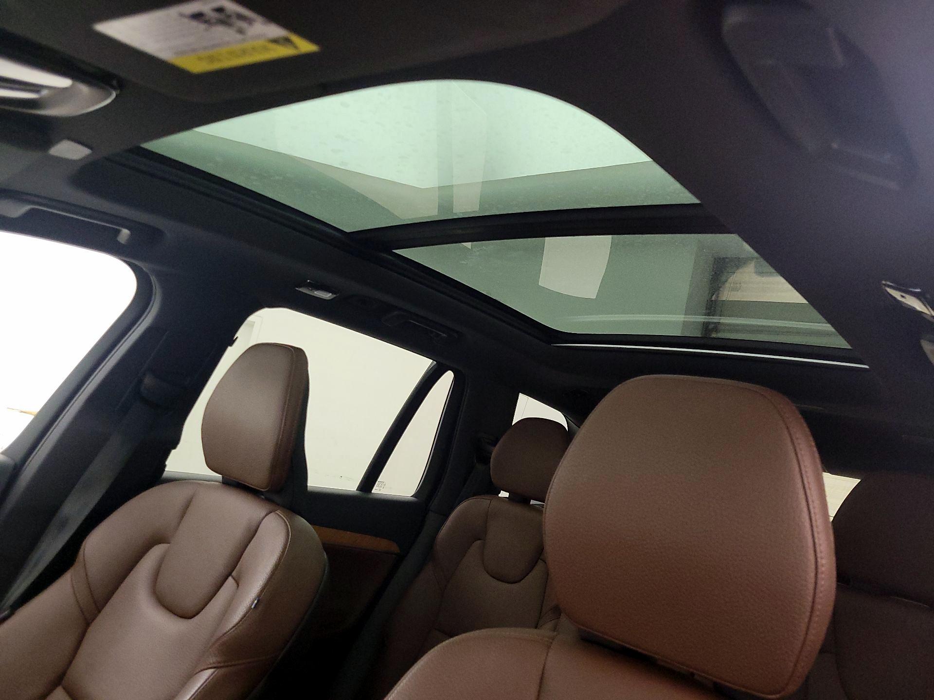 Thumbnail: 2024 Volvo XC90 - 20