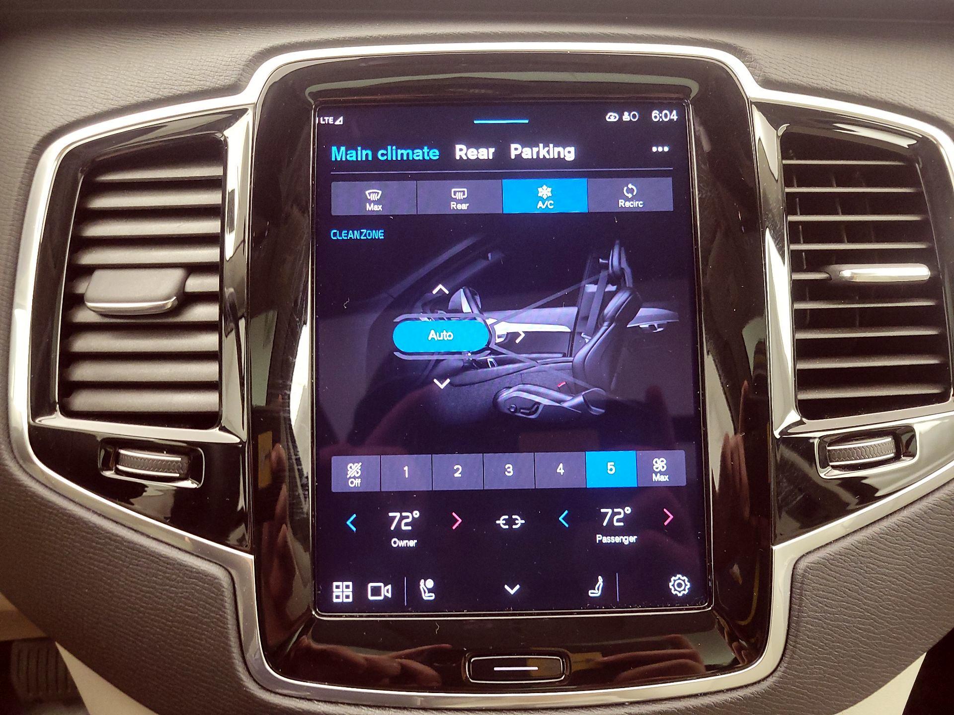 Thumbnail: 2024 Volvo XC90 - 17