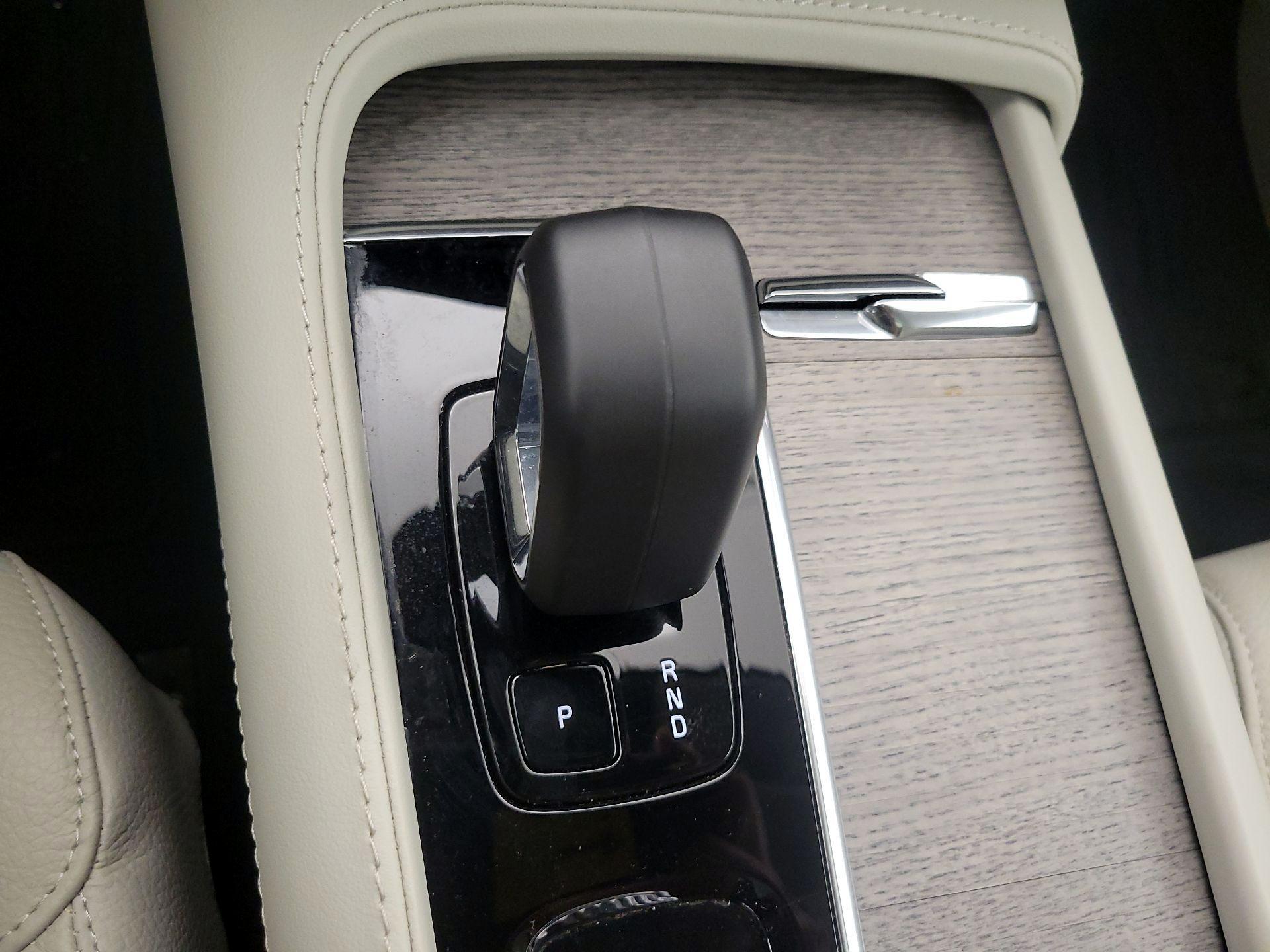 Thumbnail: 2024 Volvo XC90 - 18
