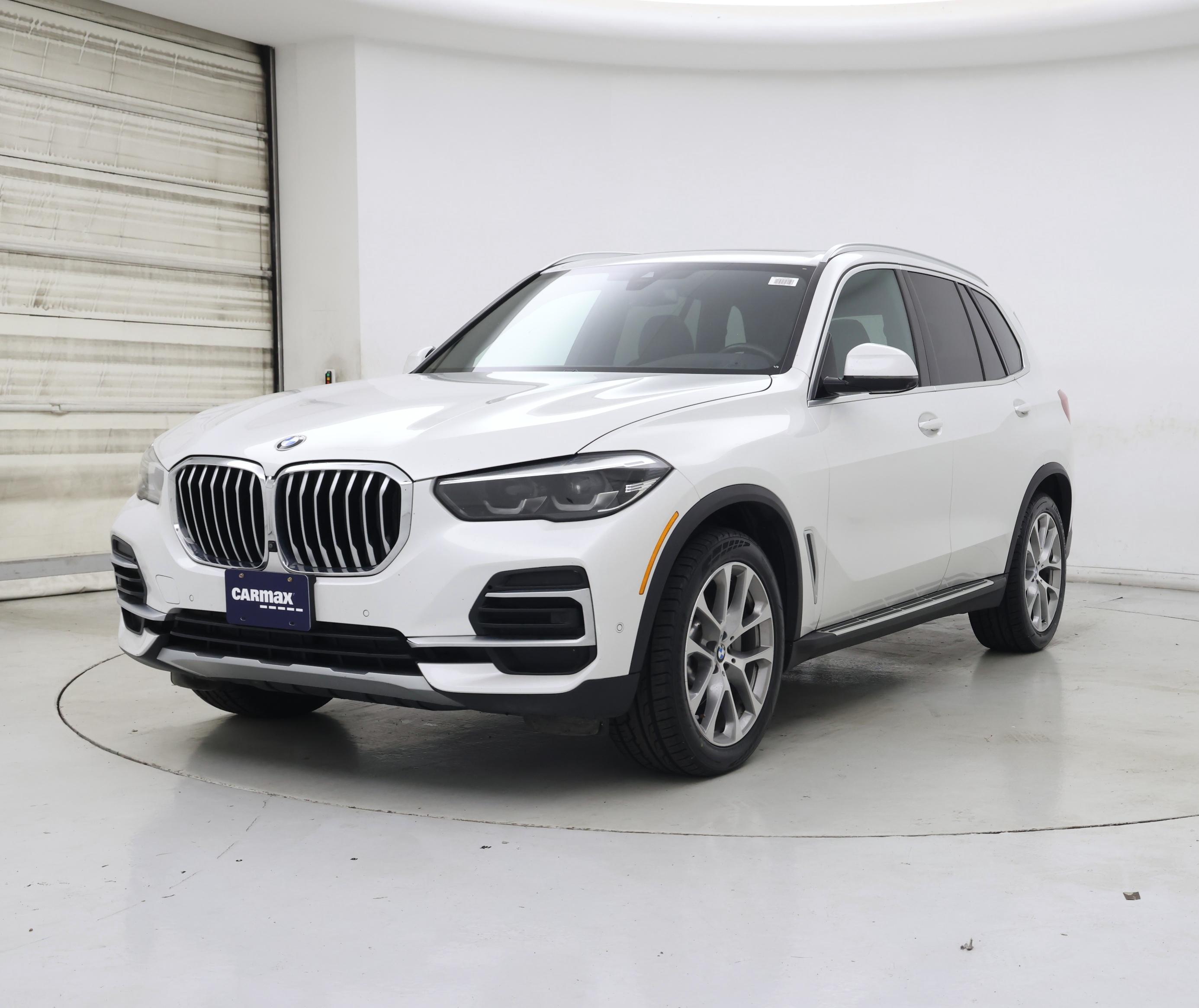 Thumbnail: 2023 BMW X5 - 4
