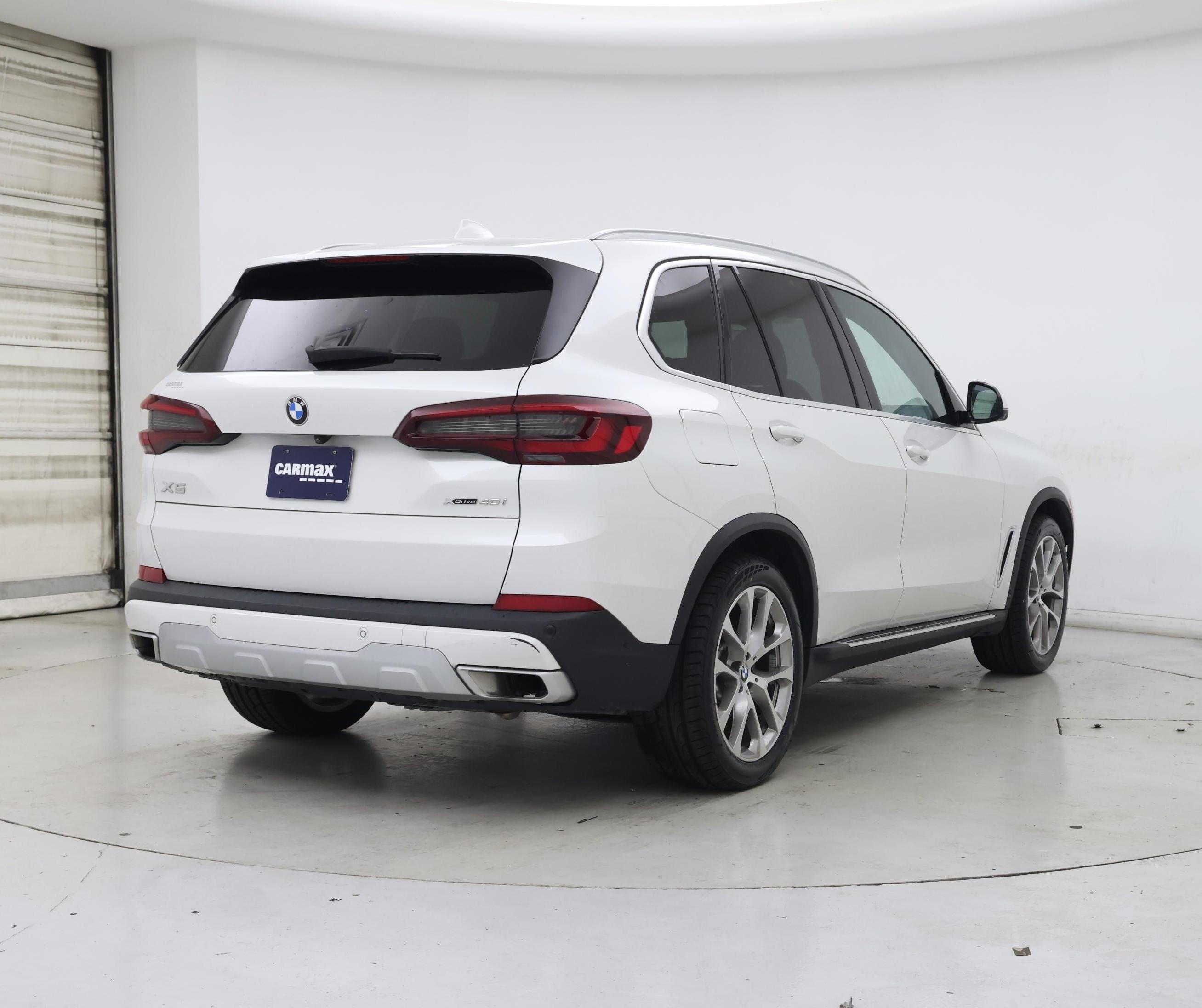 Thumbnail: 2023 BMW X5 - 8