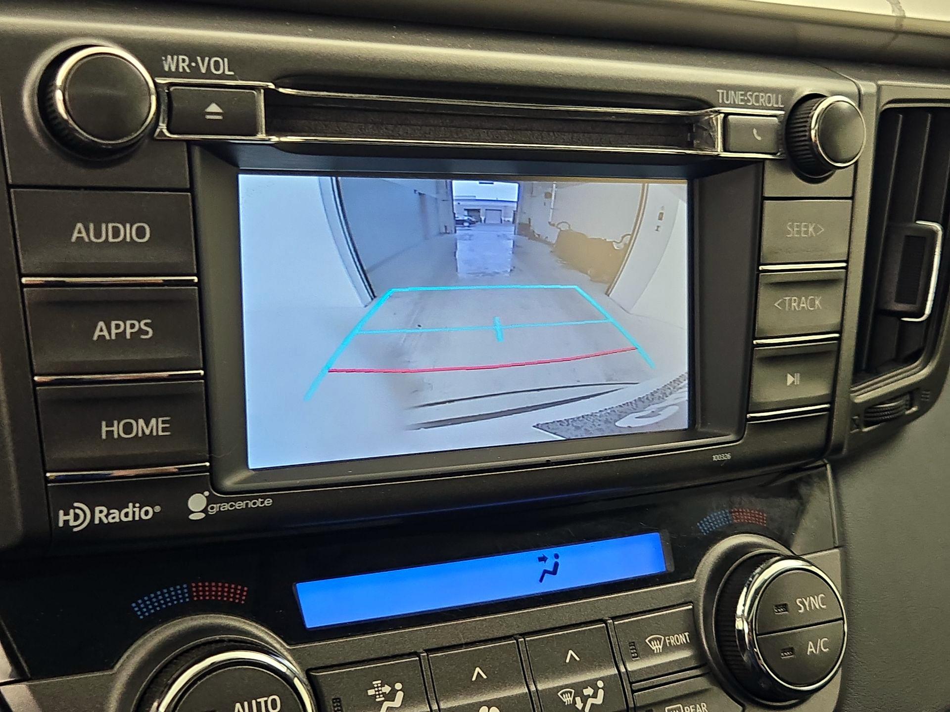 Thumbnail: 2015 Toyota RAV4 - 14