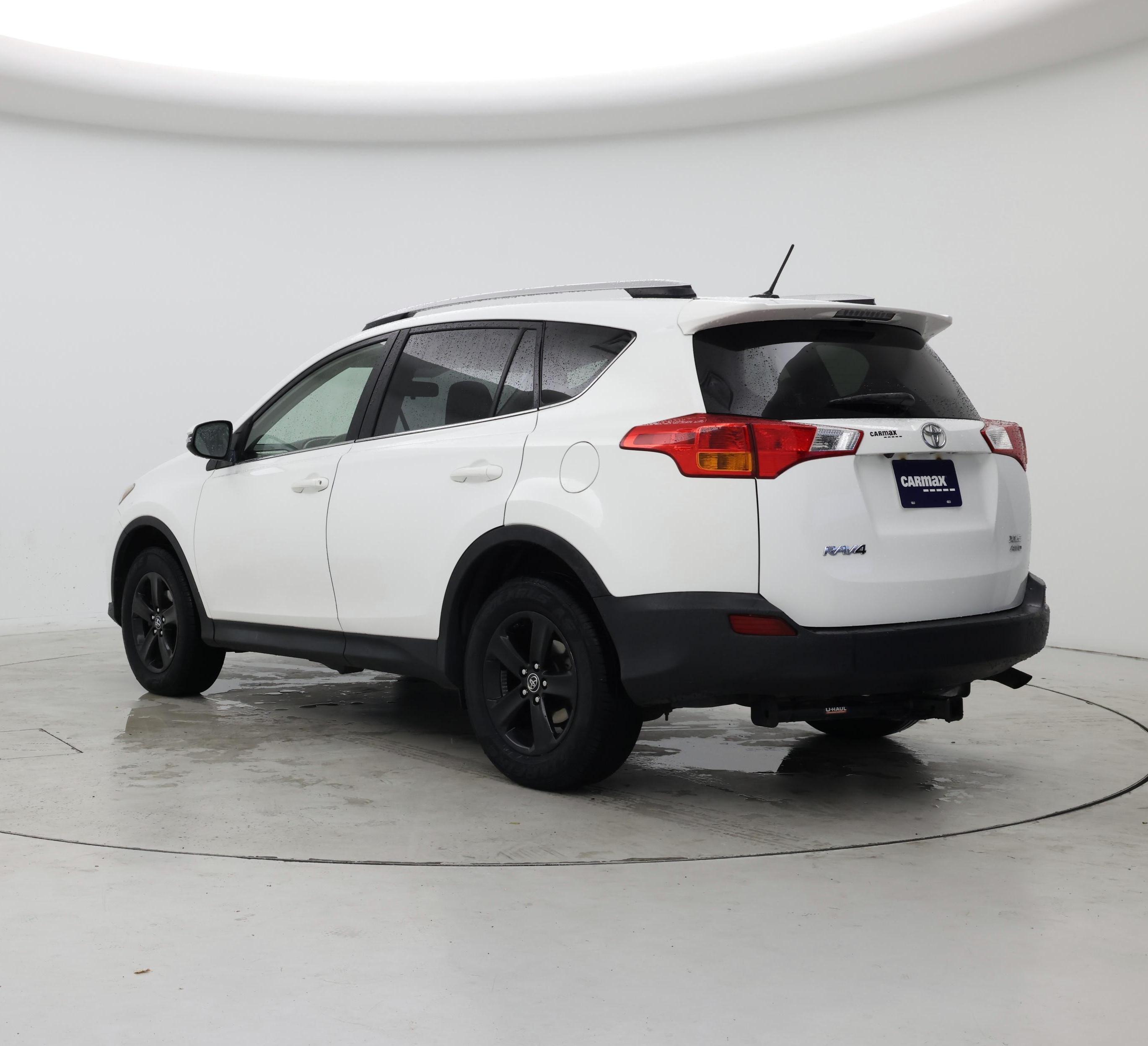 Thumbnail: 2015 Toyota RAV4 - 2