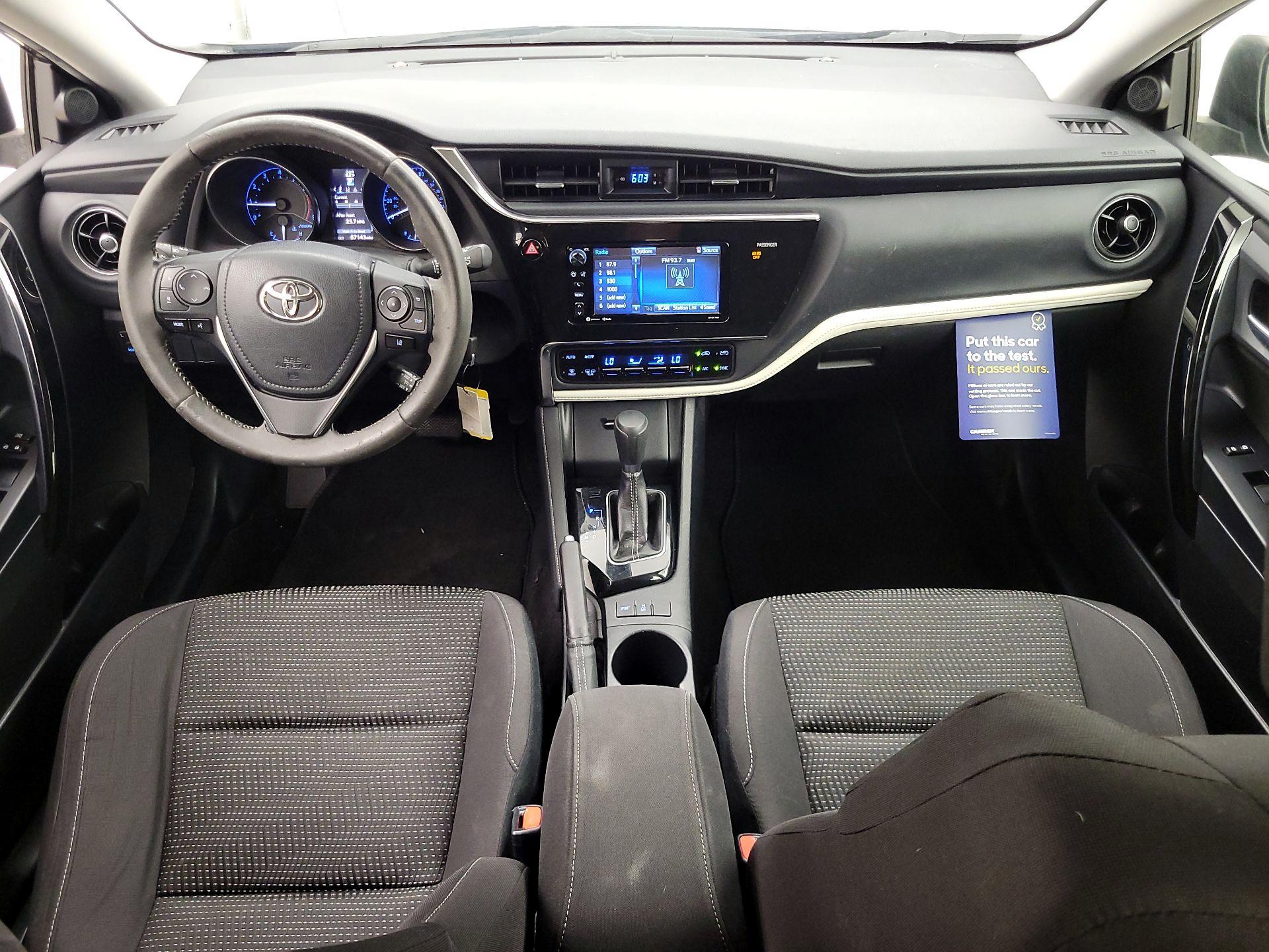 Thumbnail: 2017 Toyota Corolla iM - 9
