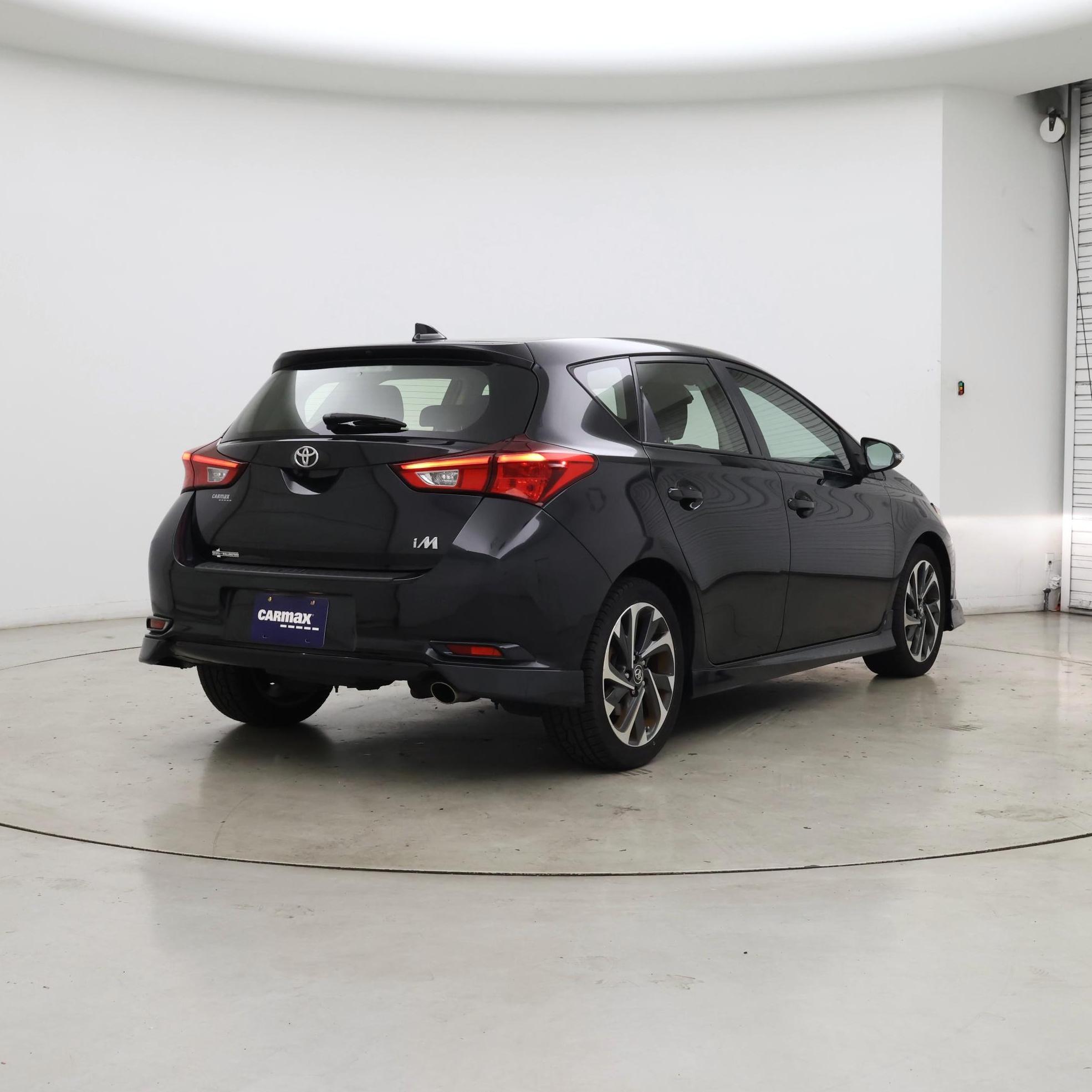 Thumbnail: 2017 Toyota Corolla iM - 8