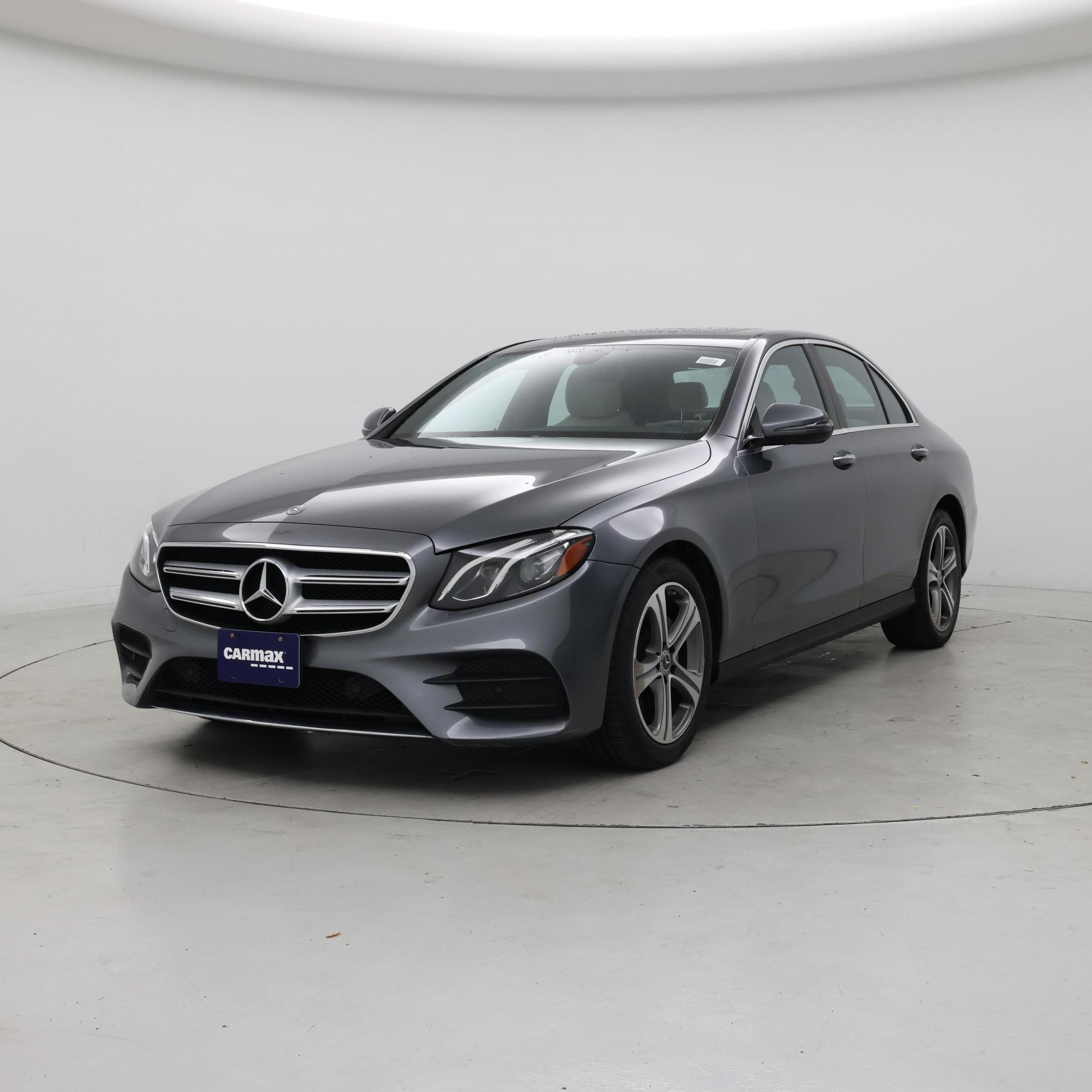 Thumbnail: 2019 Mercedes-Benz E-Class - 4