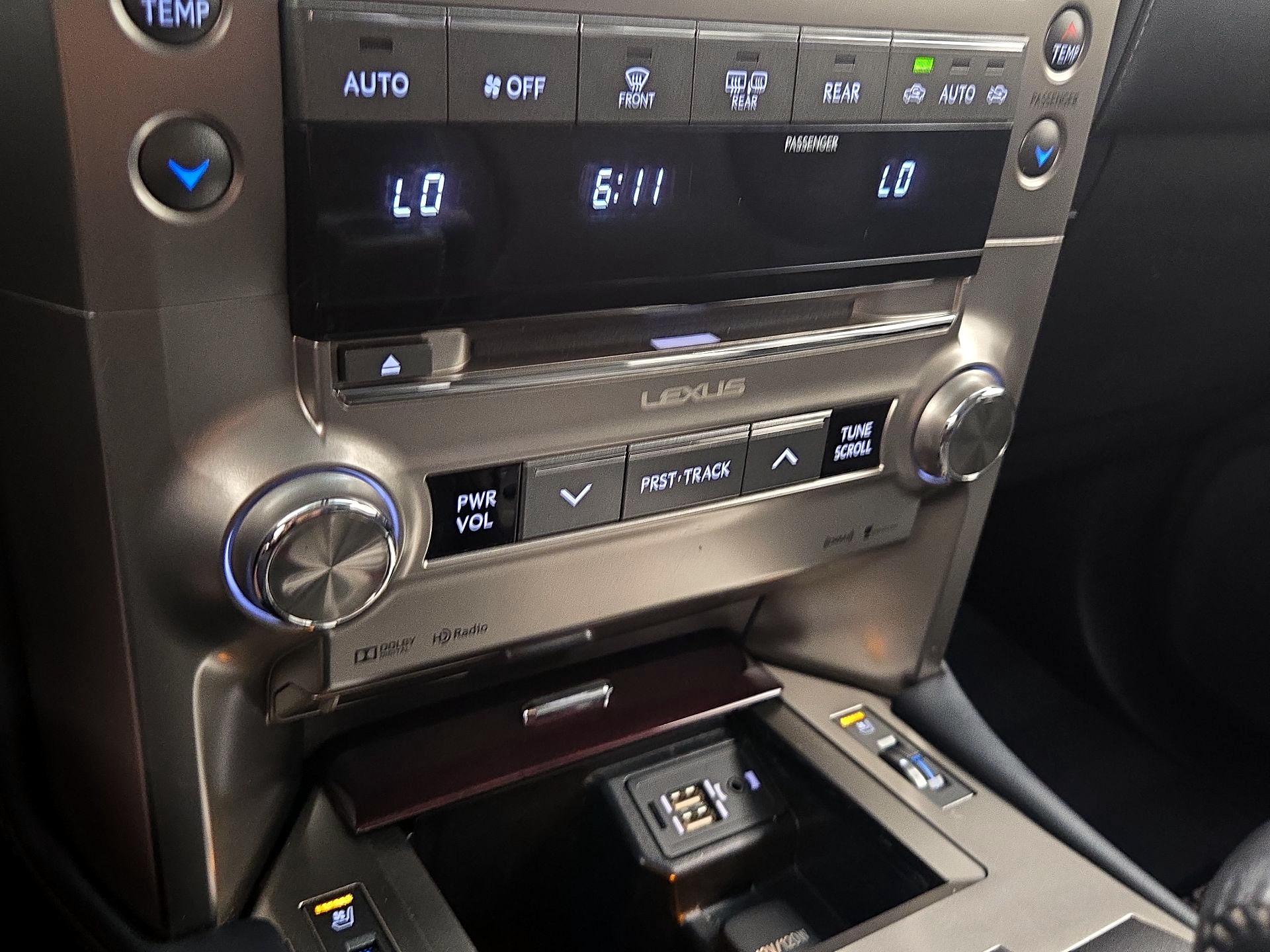 Thumbnail: 2019 Lexus GX - 17