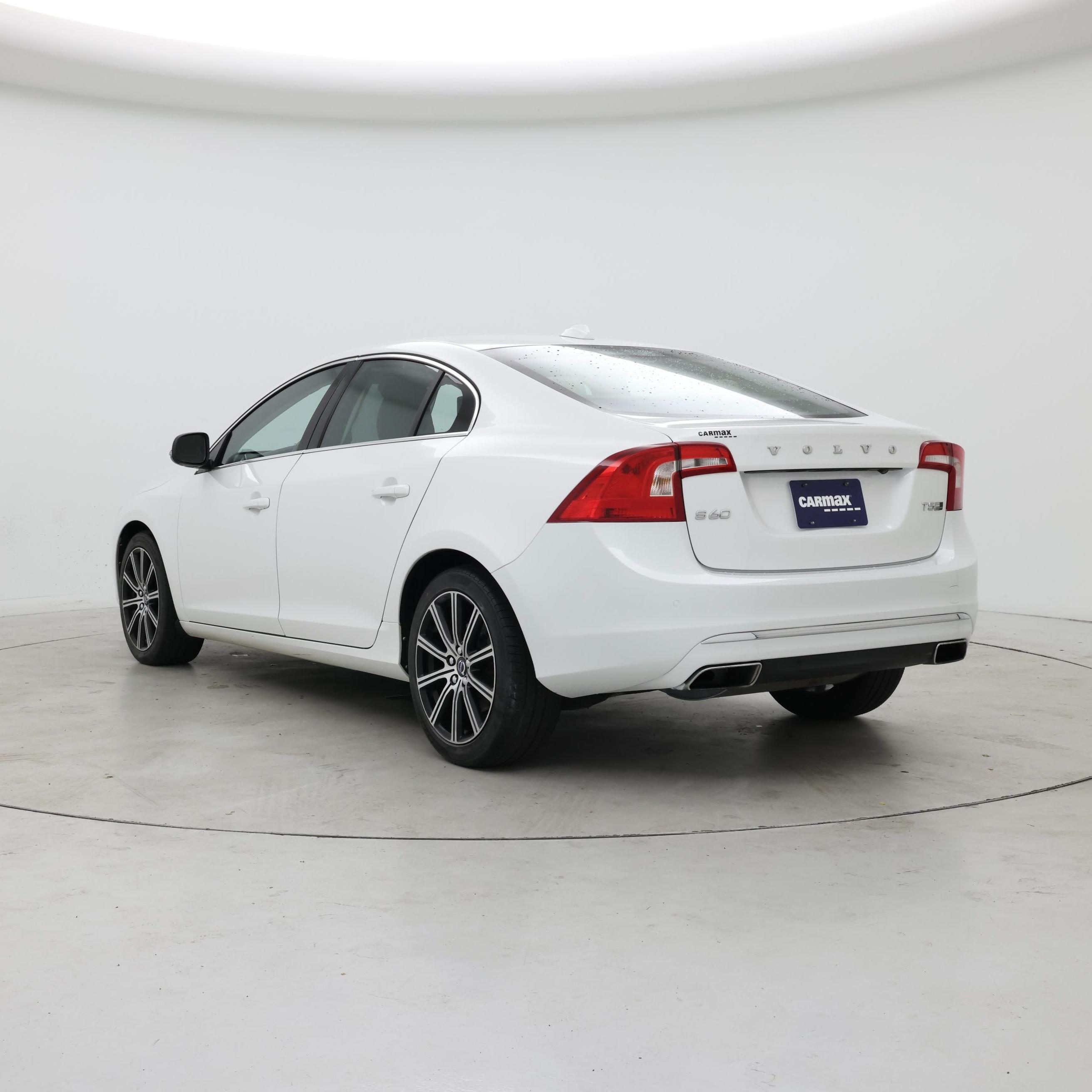 Thumbnail: 2018 Volvo S60 - 2
