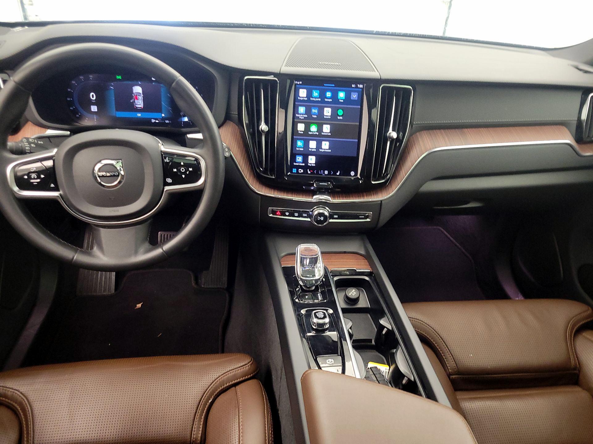 Thumbnail: 2023 Volvo XC60 - 9