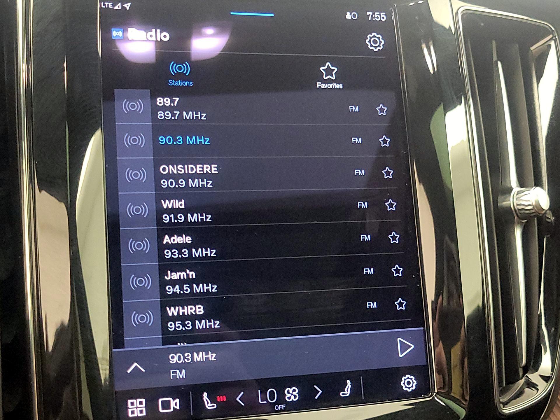 Thumbnail: 2023 Volvo XC60 - 15