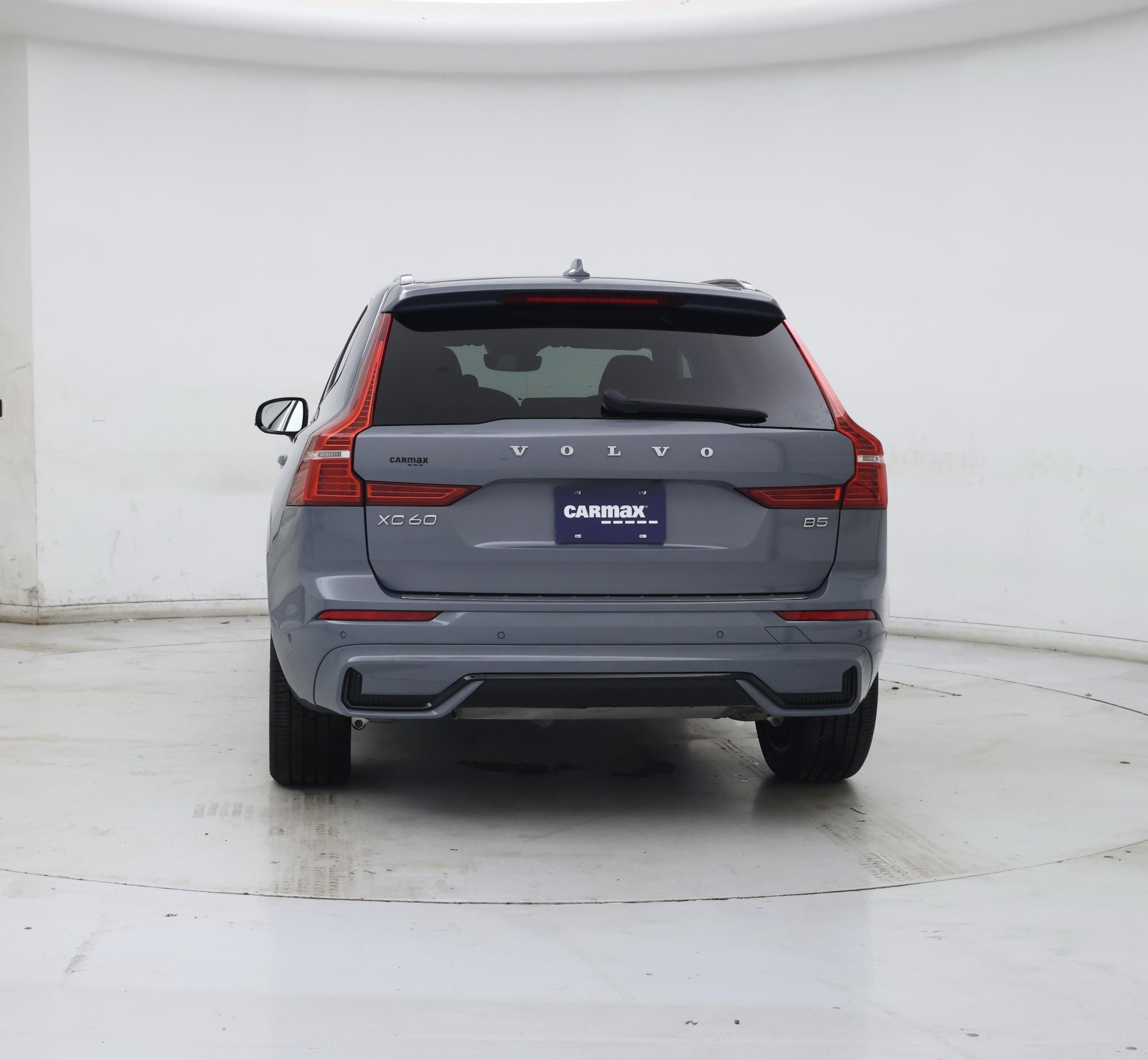 Thumbnail: 2023 Volvo XC60 - 6