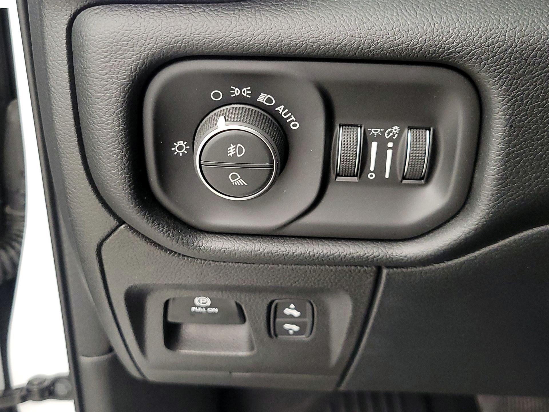 Thumbnail: 2022 RAM 1500 - 13