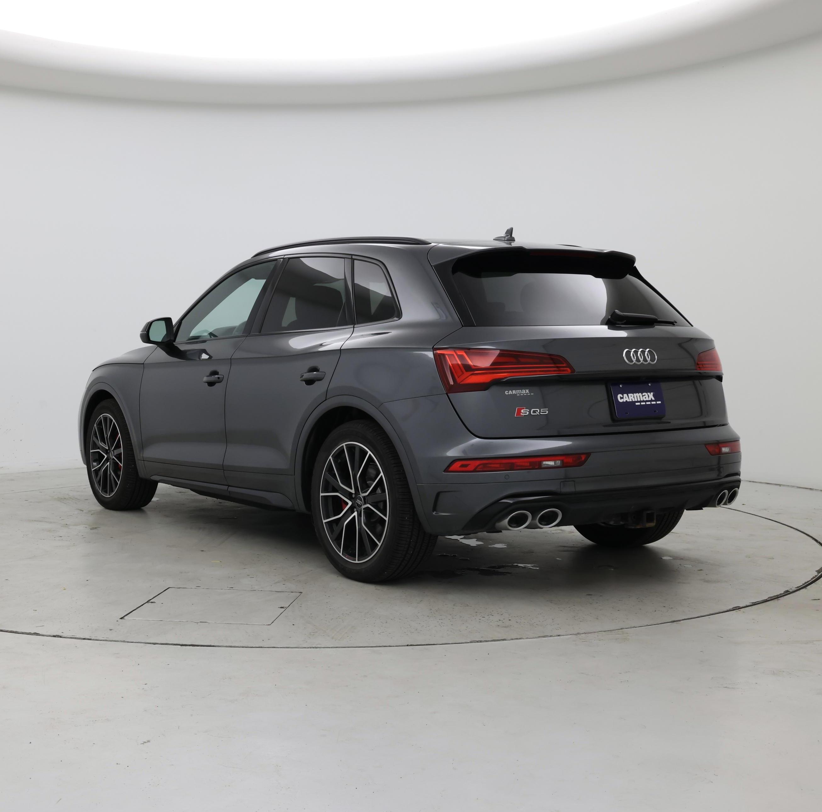 Thumbnail: 2021 Audi SQ5 - 2