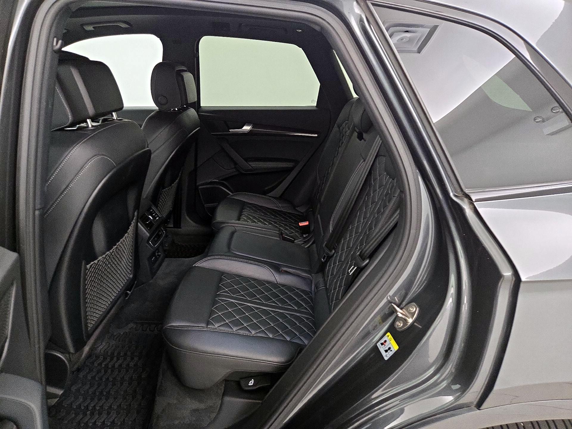 Thumbnail: 2021 Audi SQ5 - 20