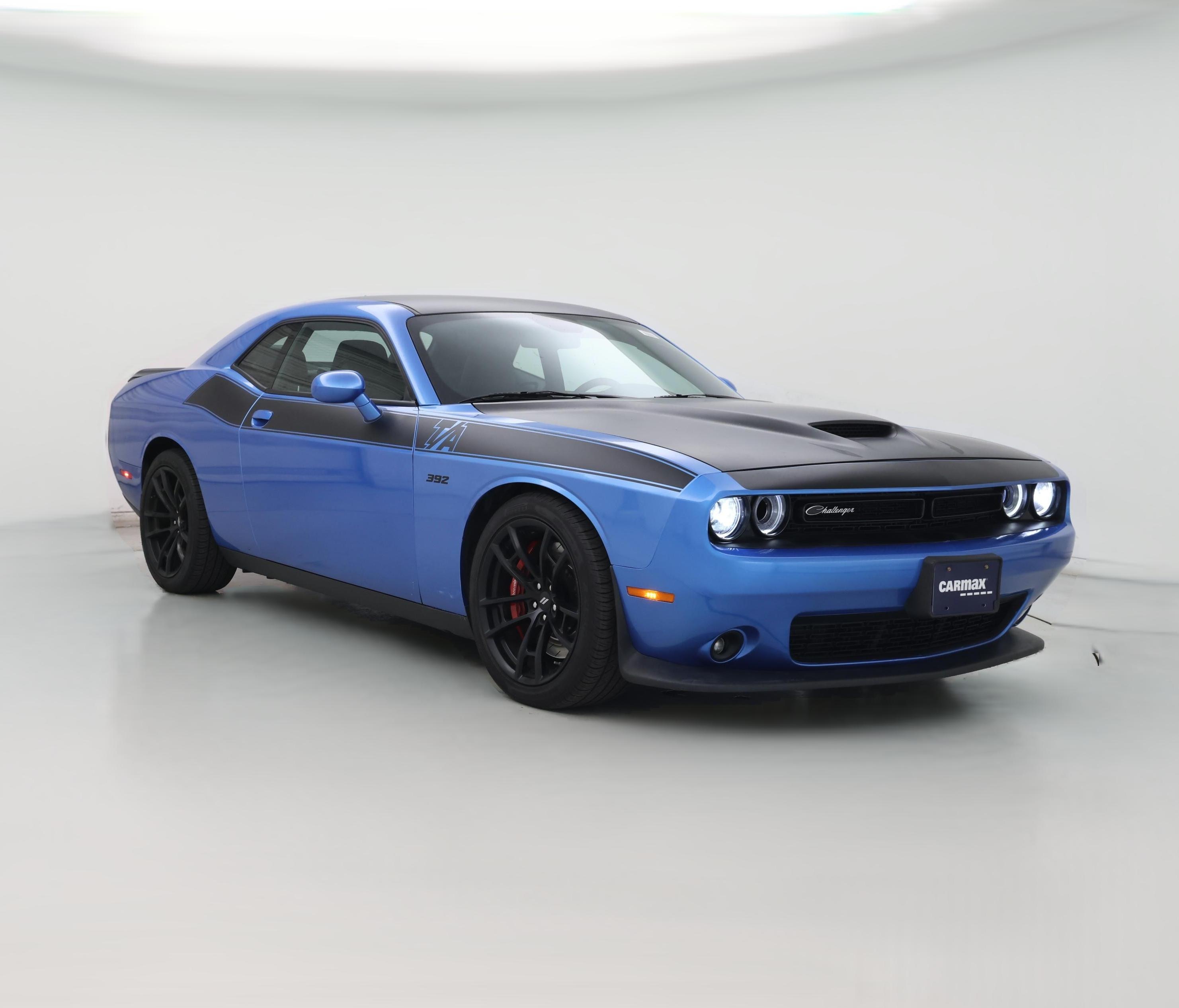 Thumbnail: 2018 Dodge Challenger - 1