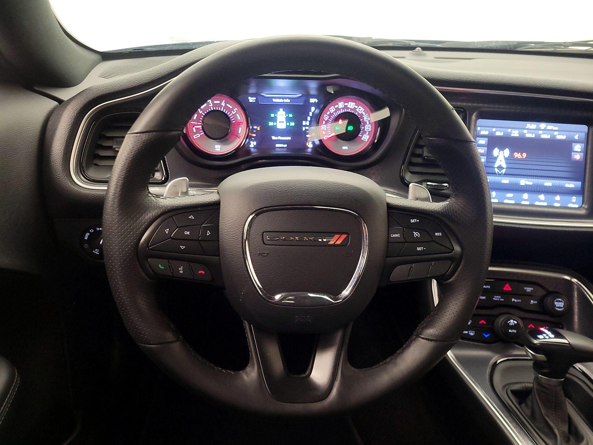 Thumbnail: 2018 Dodge Challenger - 10