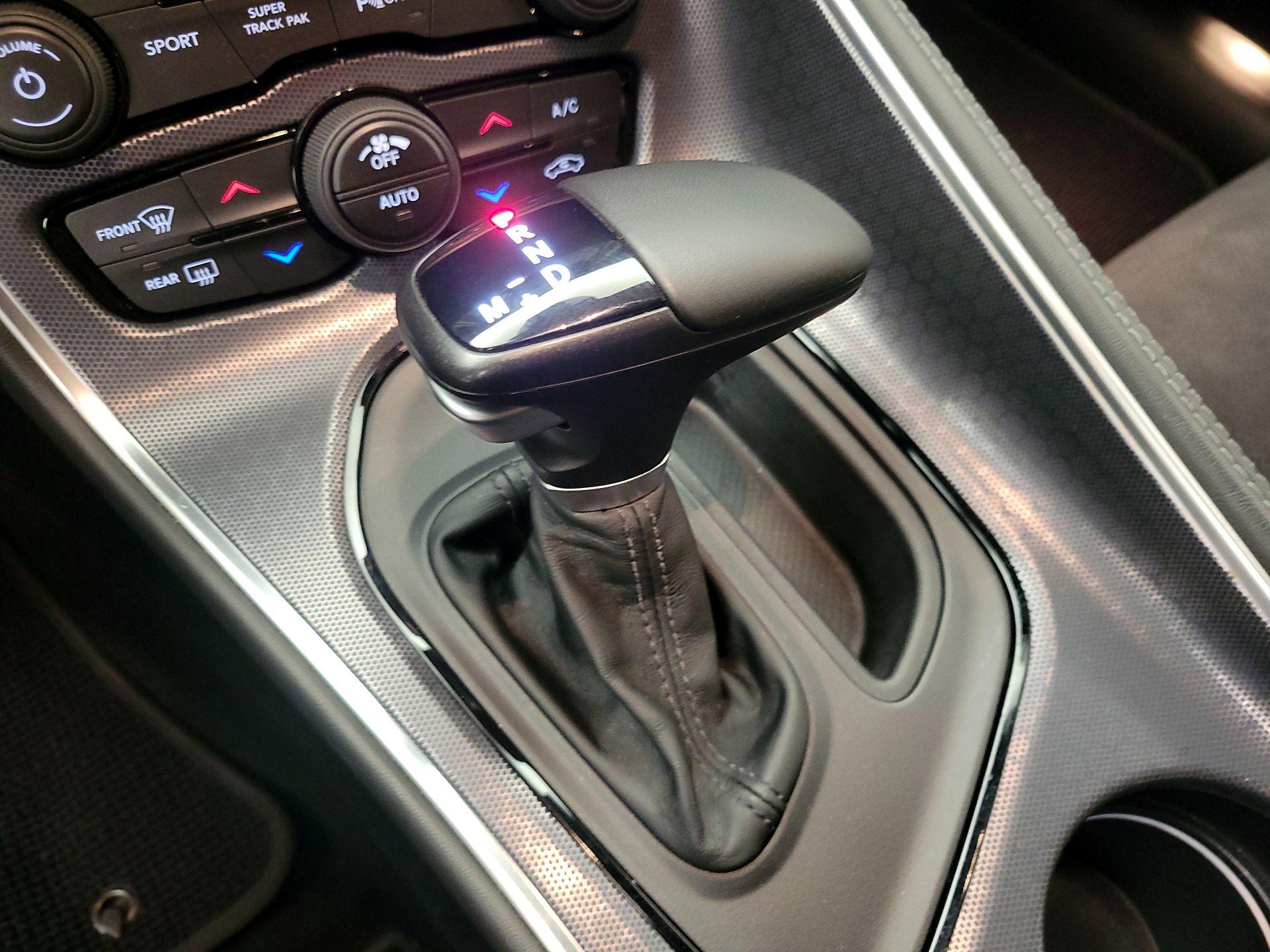 Thumbnail: 2018 Dodge Challenger - 17