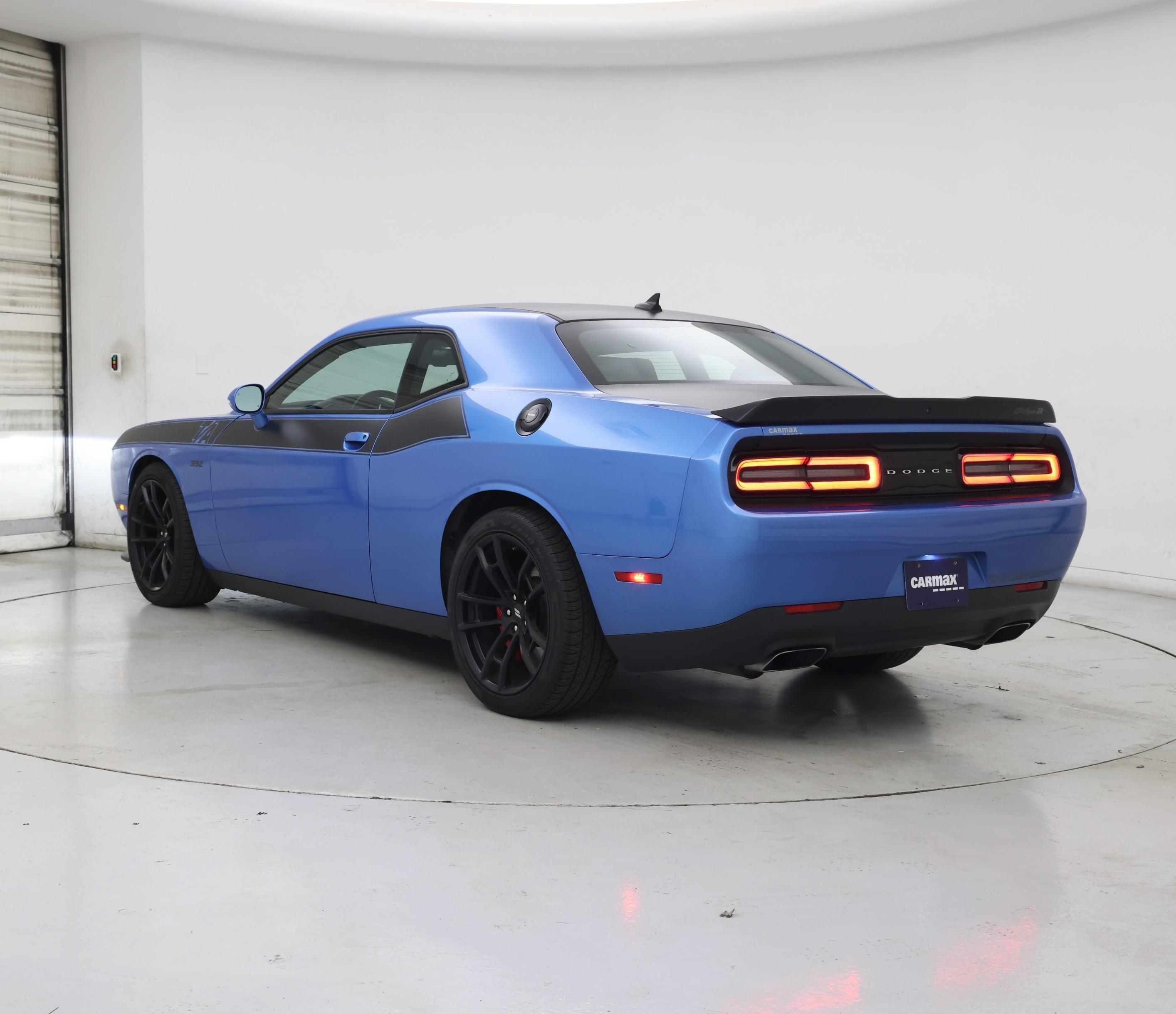 Thumbnail: 2018 Dodge Challenger - 2
