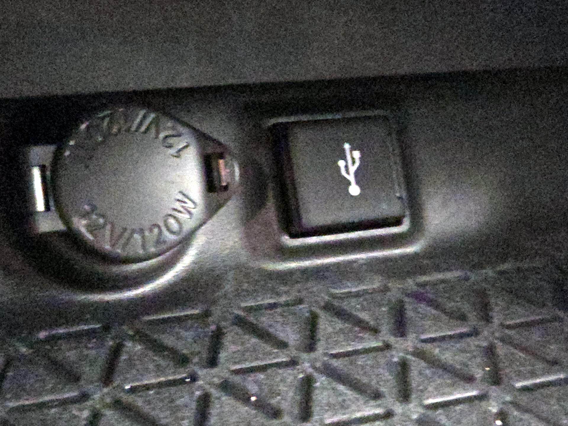 Thumbnail: 2021 Toyota RAV4 - 18